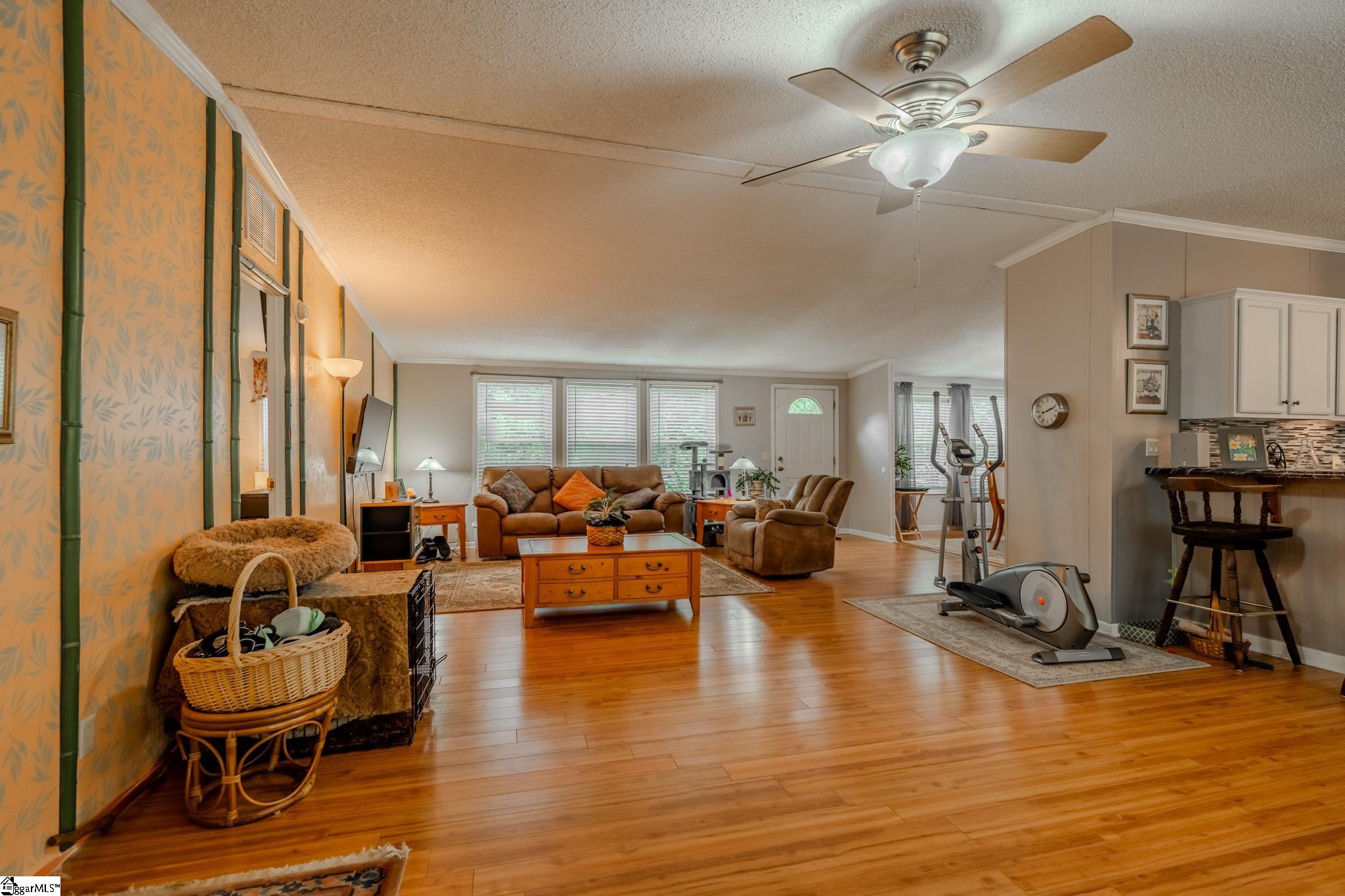 4917 Geer Highway Cleveland, SC 29635