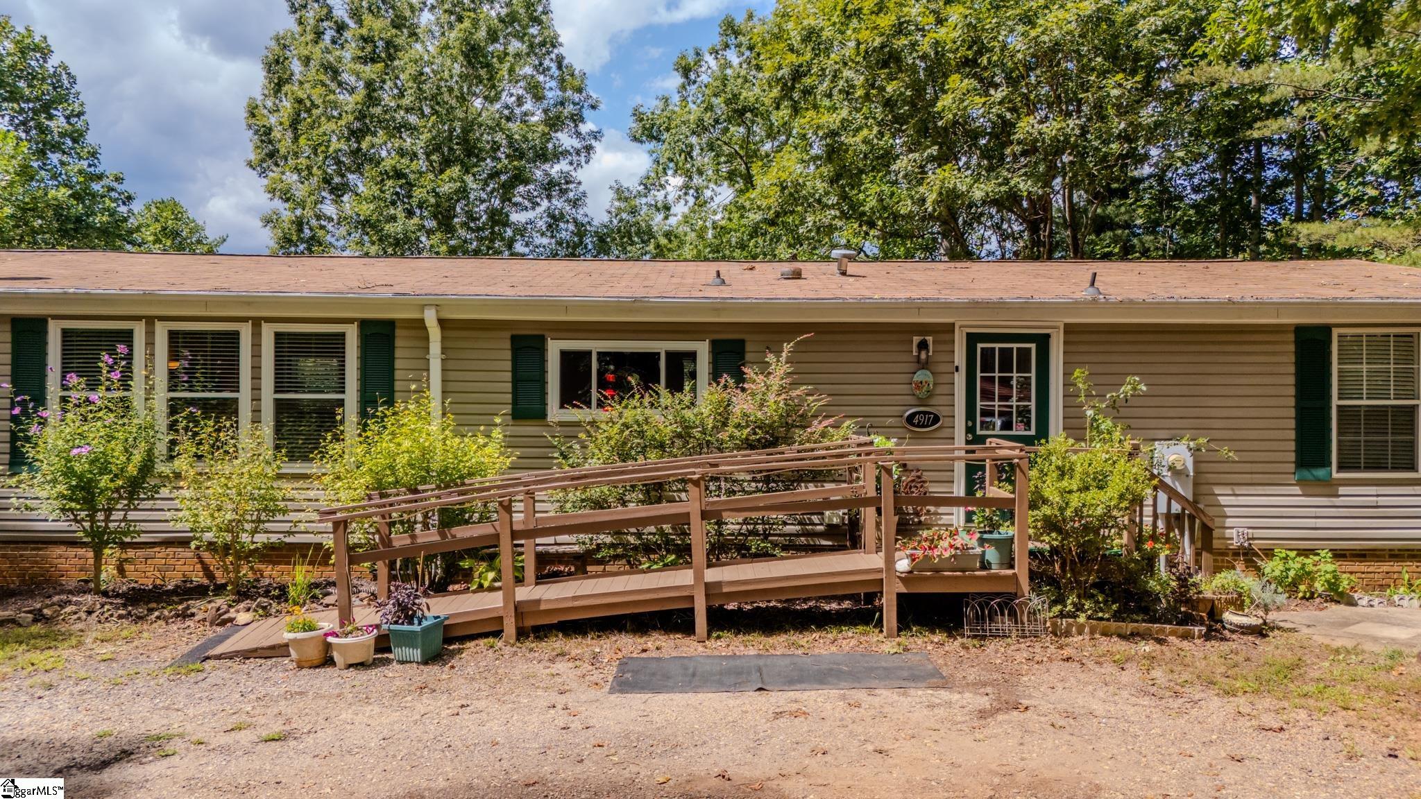 4917 Geer Highway Cleveland, SC 29635