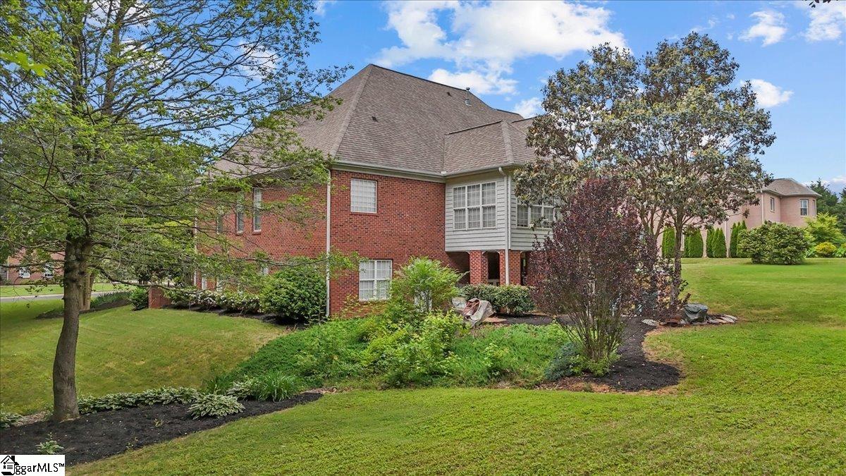 449 Crepe Myrtle Drive Greer, SC 29651