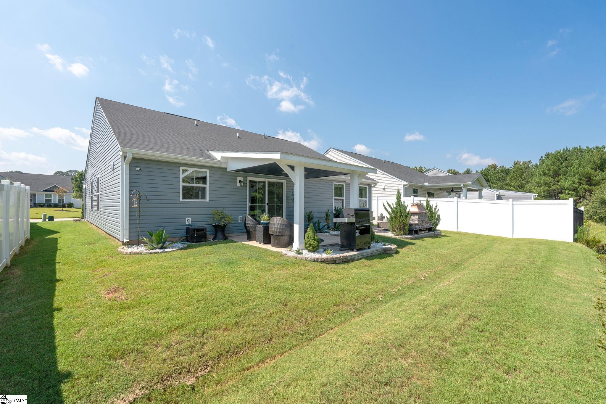 2274 Hemming Way Boiling Springs, SC 29316