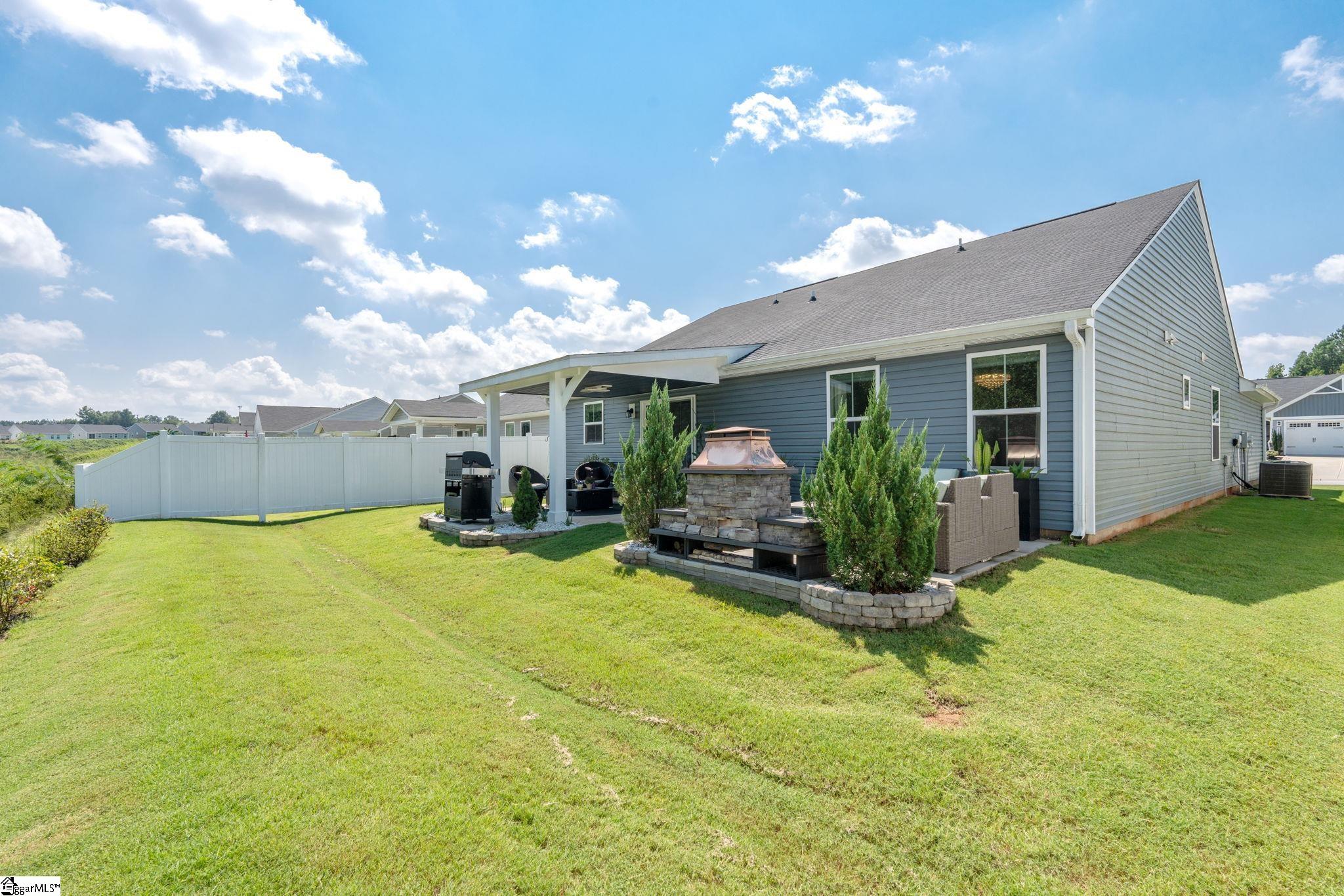 2274 Hemming Way Boiling Springs, SC 29316
