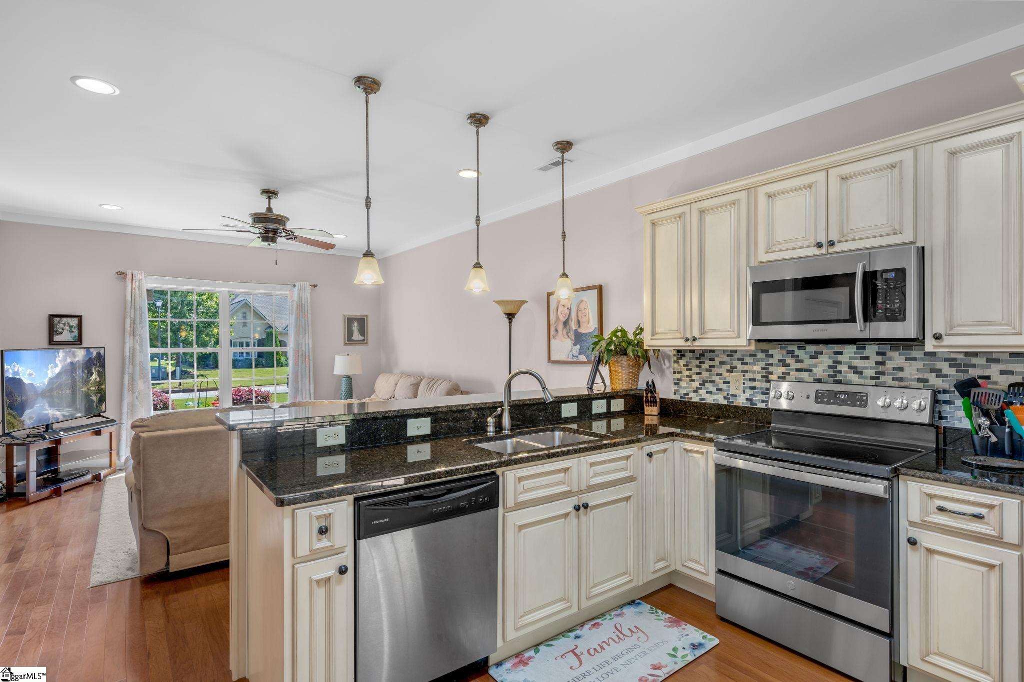 105 Linden Hall Lane Easley, SC 29640