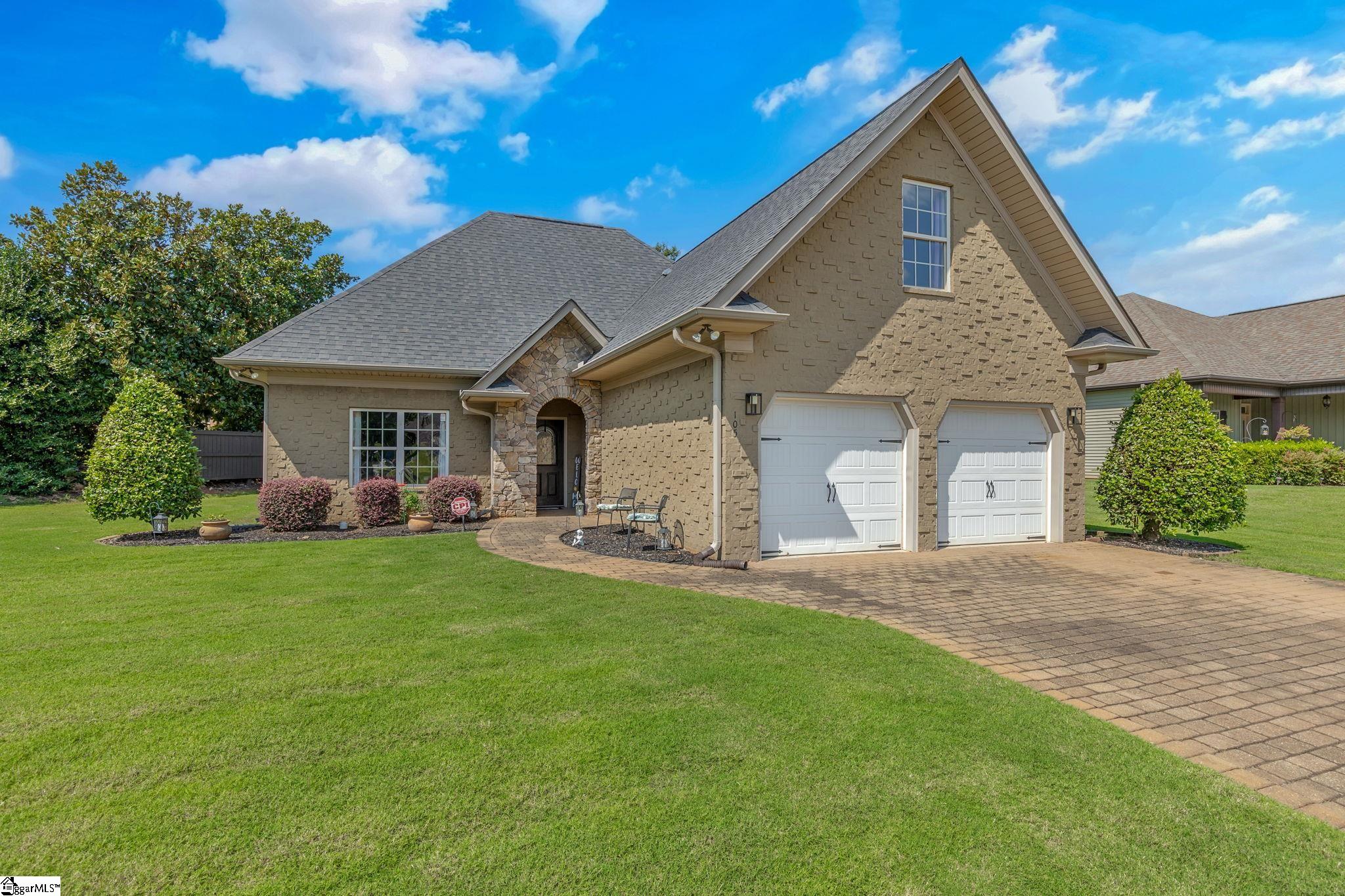 105 Linden Hall Lane Easley, SC 29640