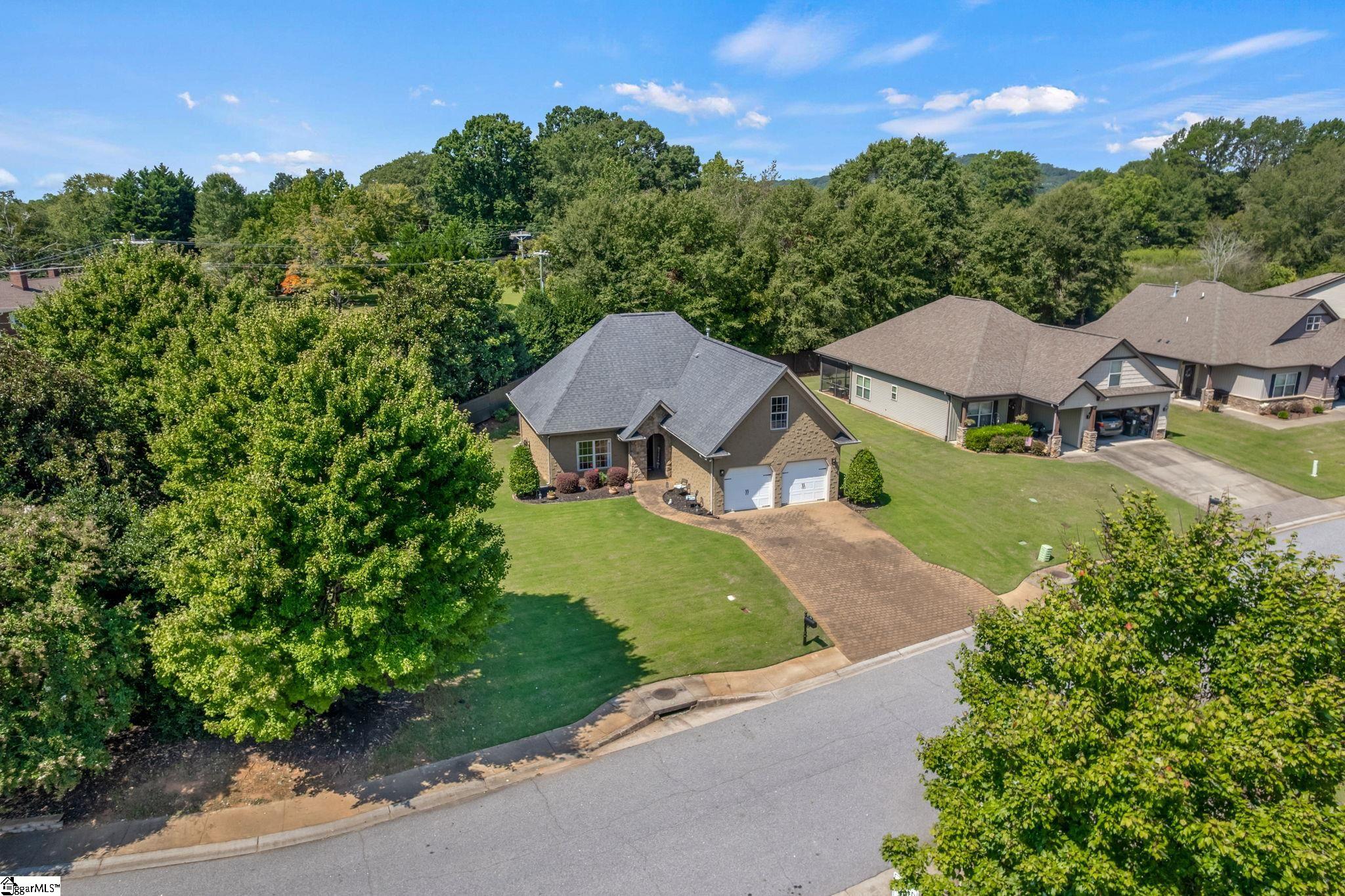 105 Linden Hall Lane Easley, SC 29640