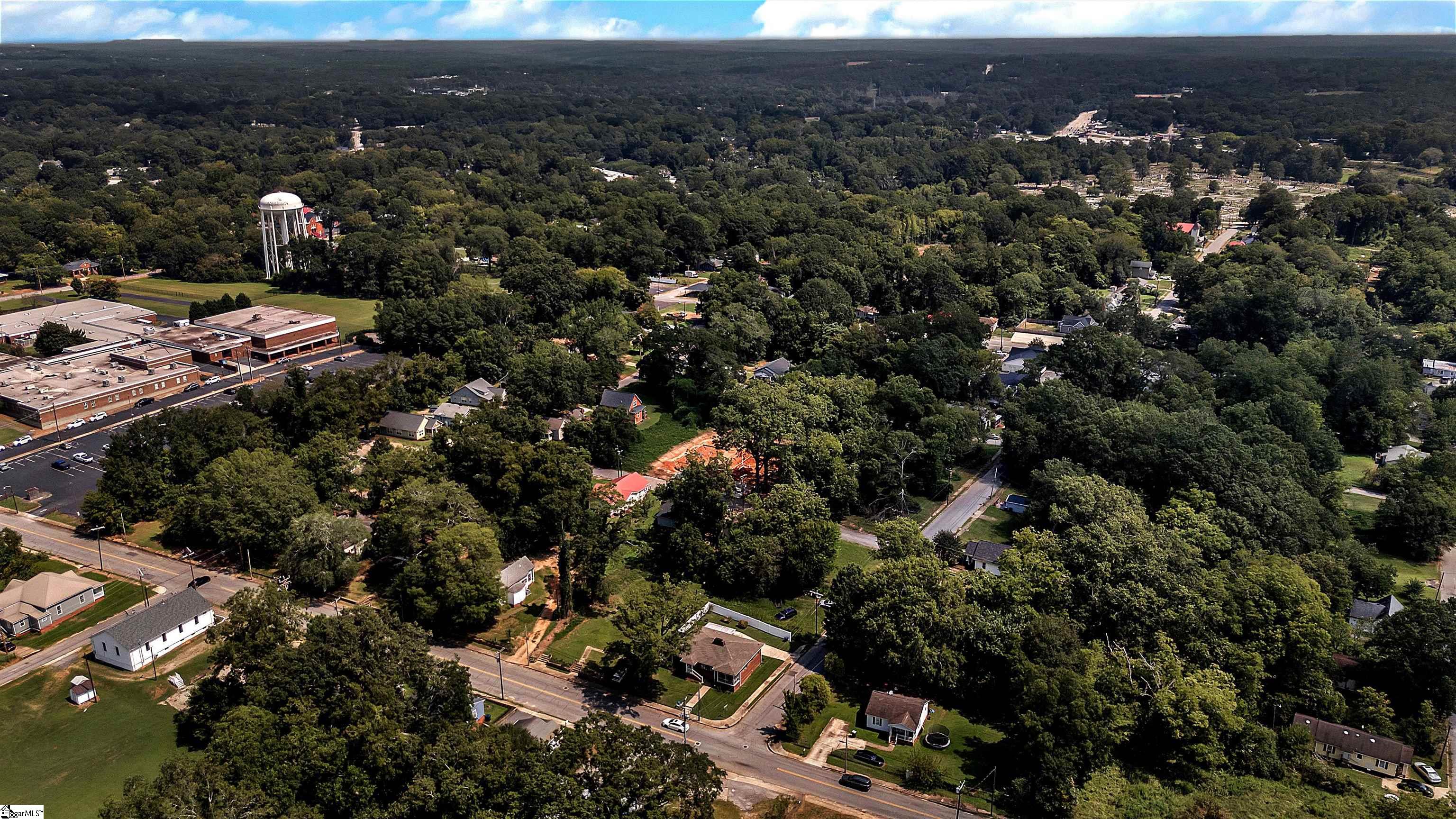 1413 S McDuffie Street Anderson, SC 29624