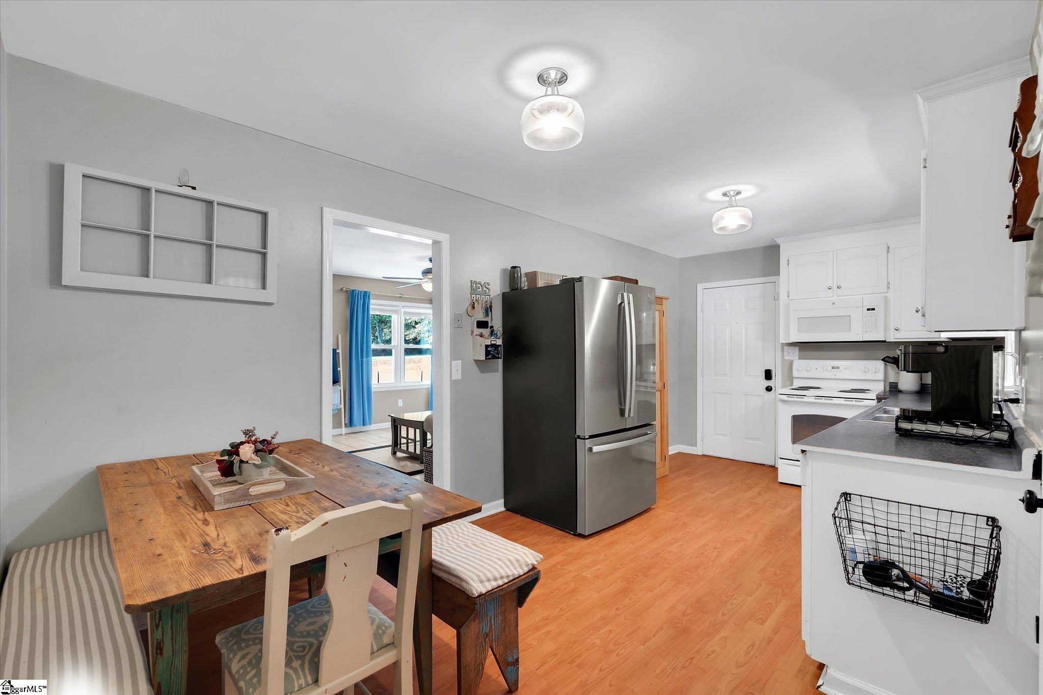 1208 Five Forks Road Pendelton, SC 29670