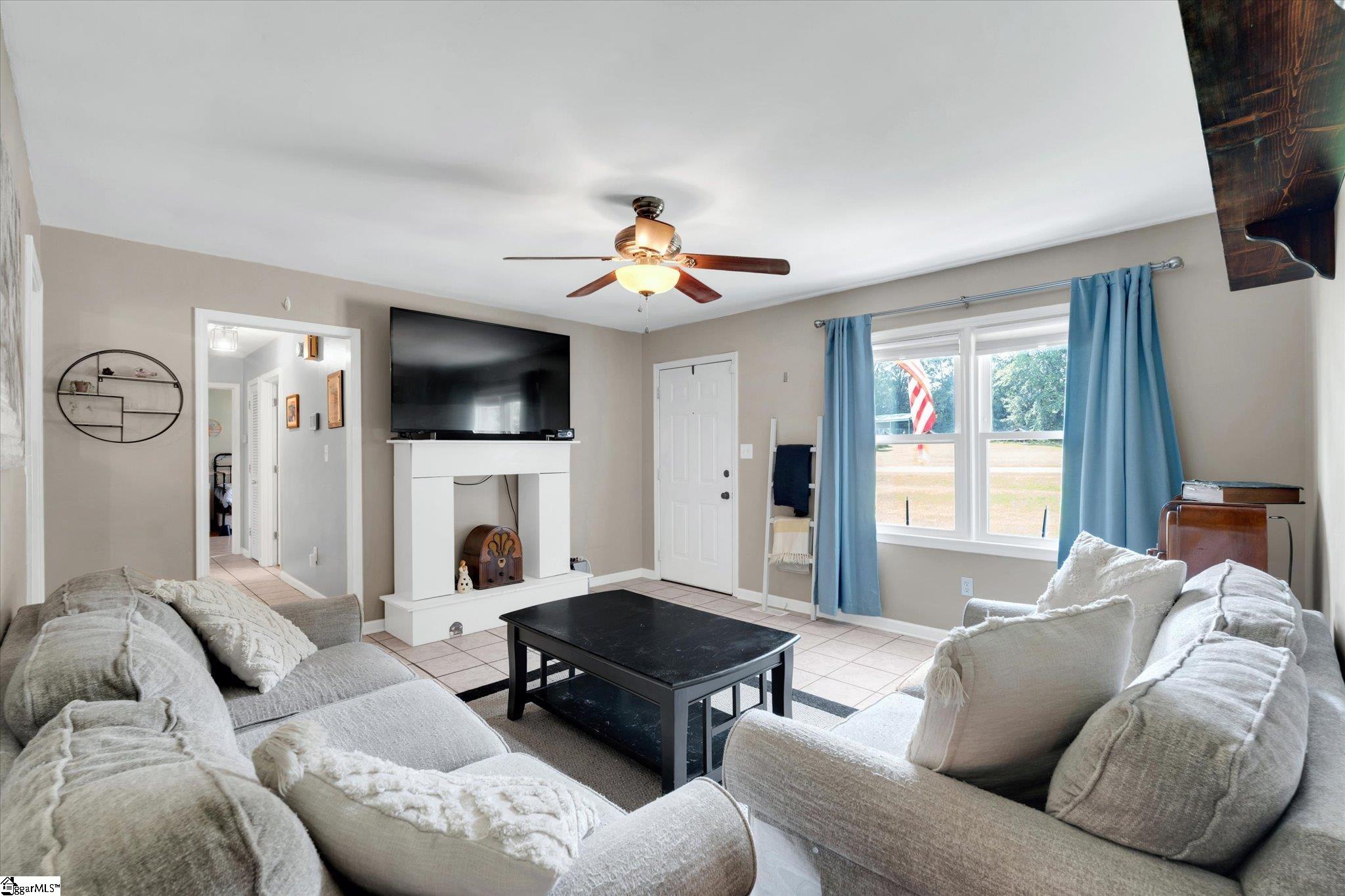 1208 Five Forks Road Pendelton, SC 29670