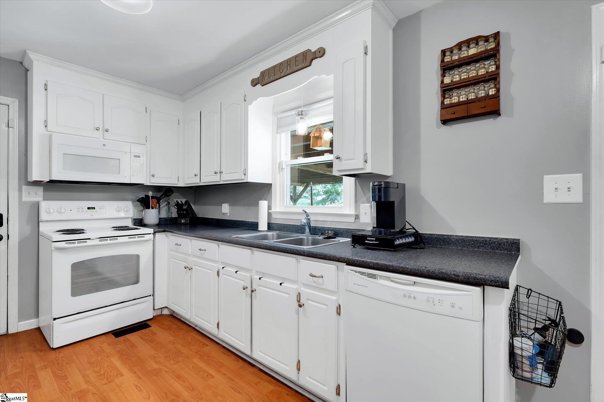 1208 Five Forks Road Pendelton, SC 29670