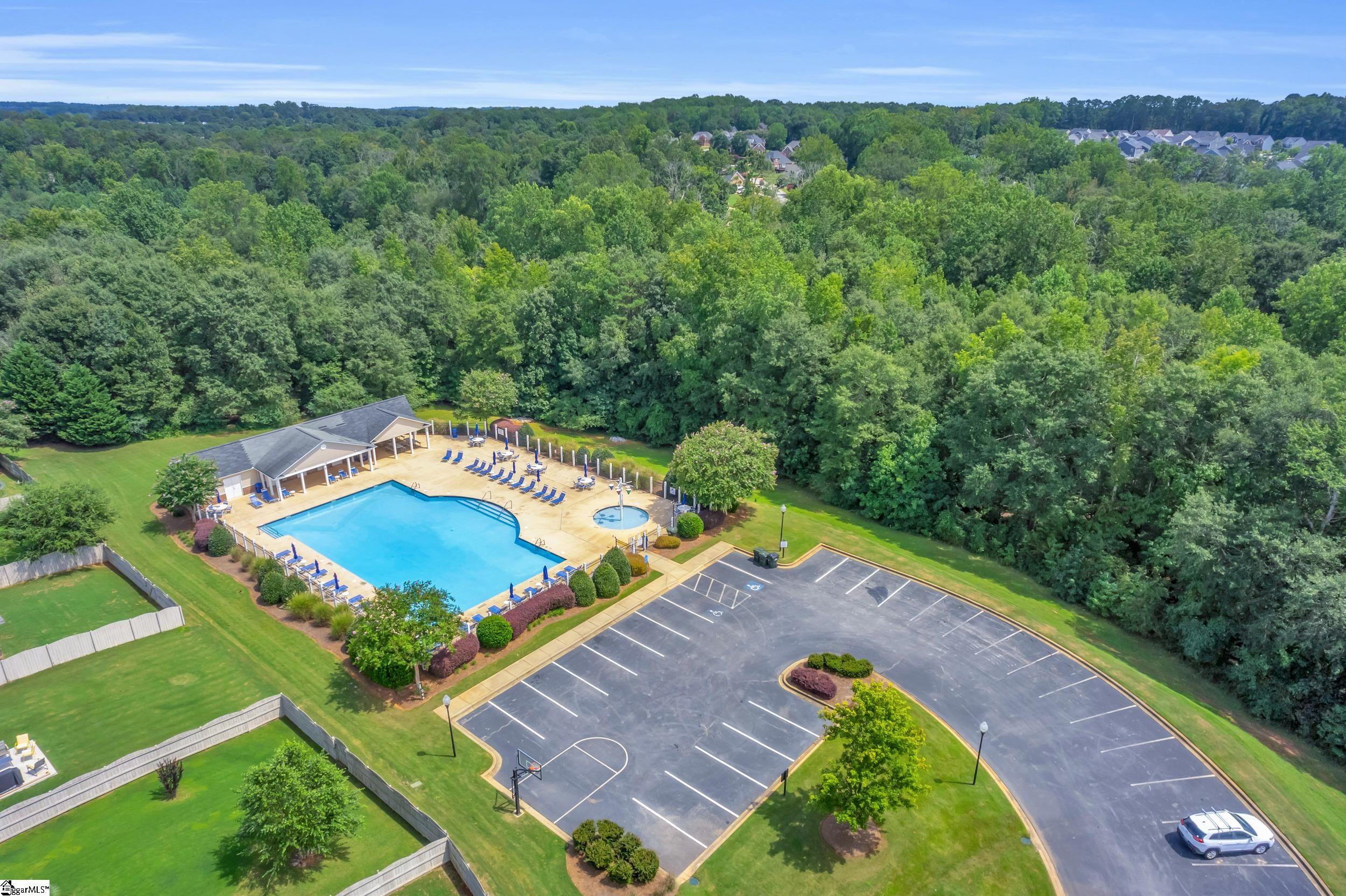 39 Pfeifer Drive Simpsonville, SC 29681