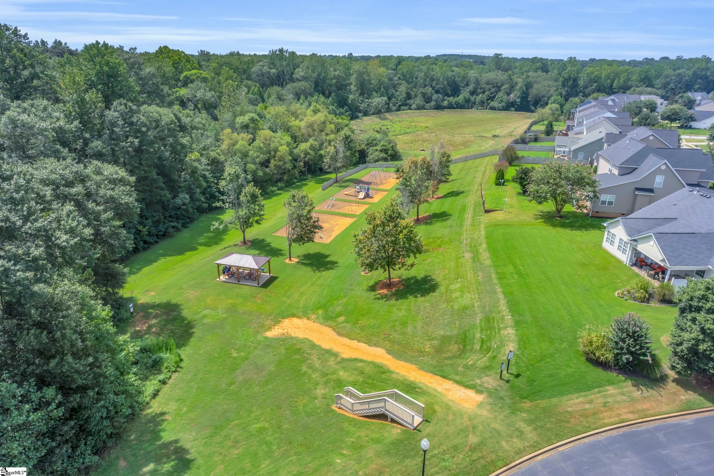 39 Pfeifer Drive Simpsonville, SC 29681