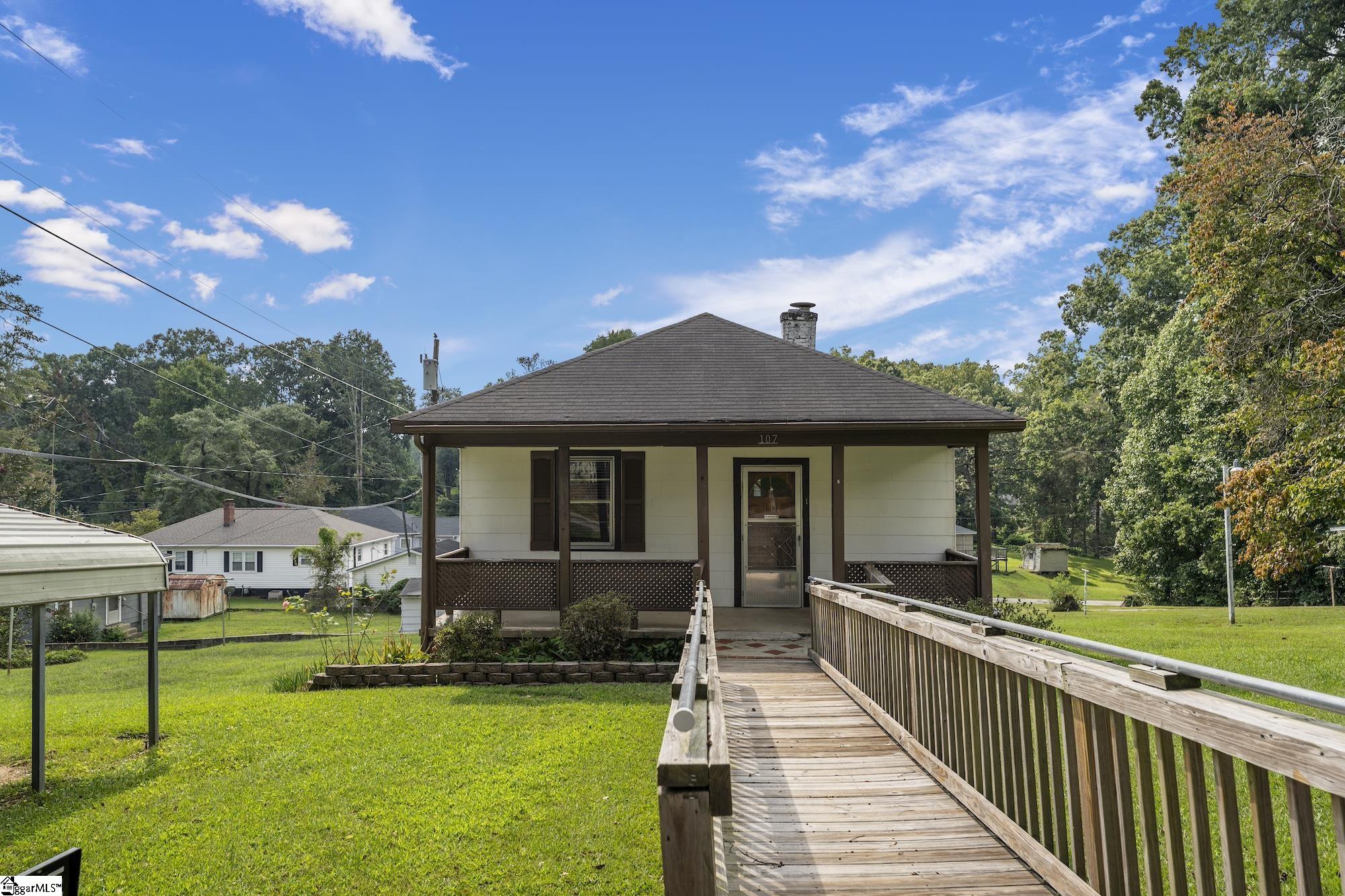 107 Cobb Street Easley, SC 29640