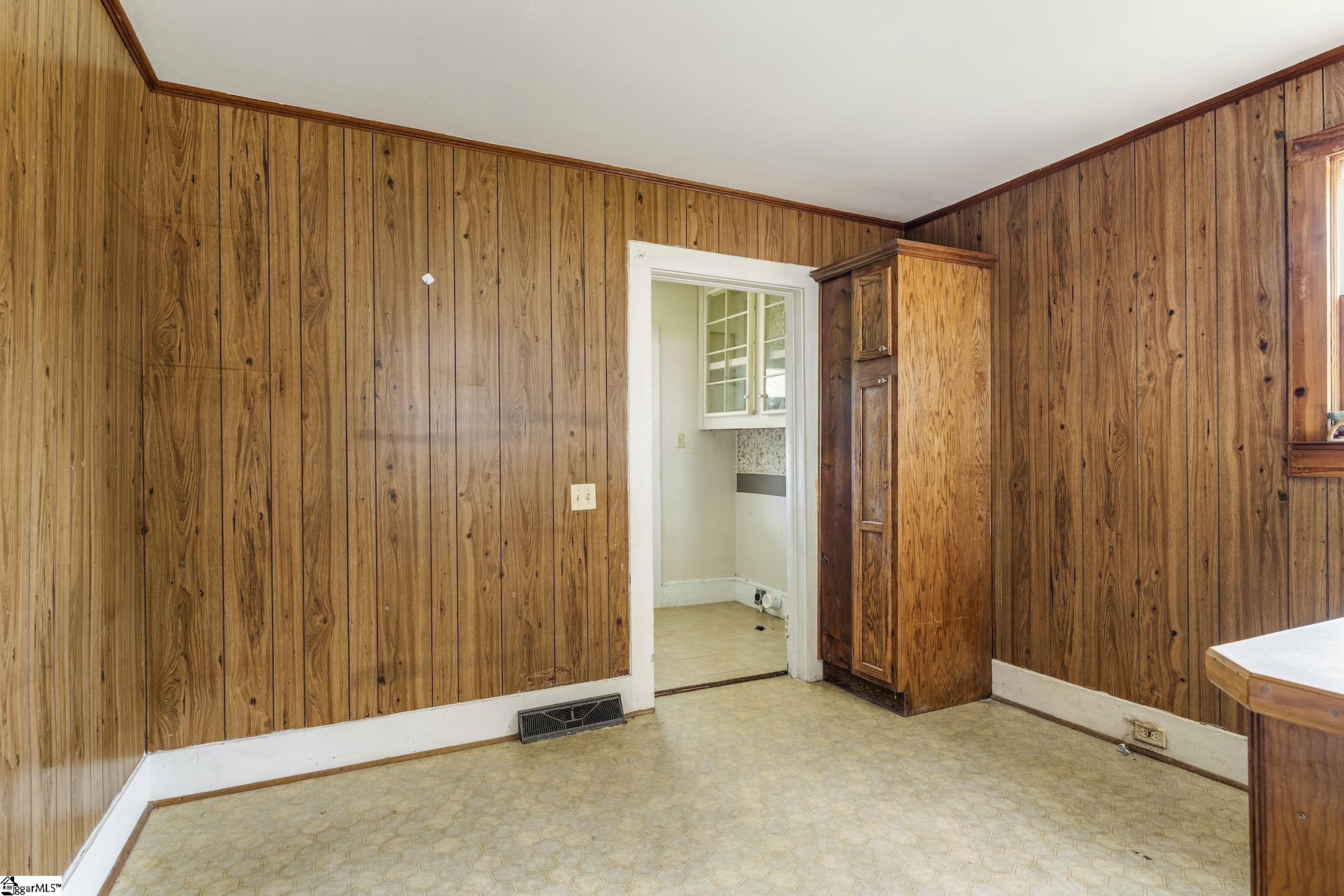 107 Cobb Street Easley, SC 29640