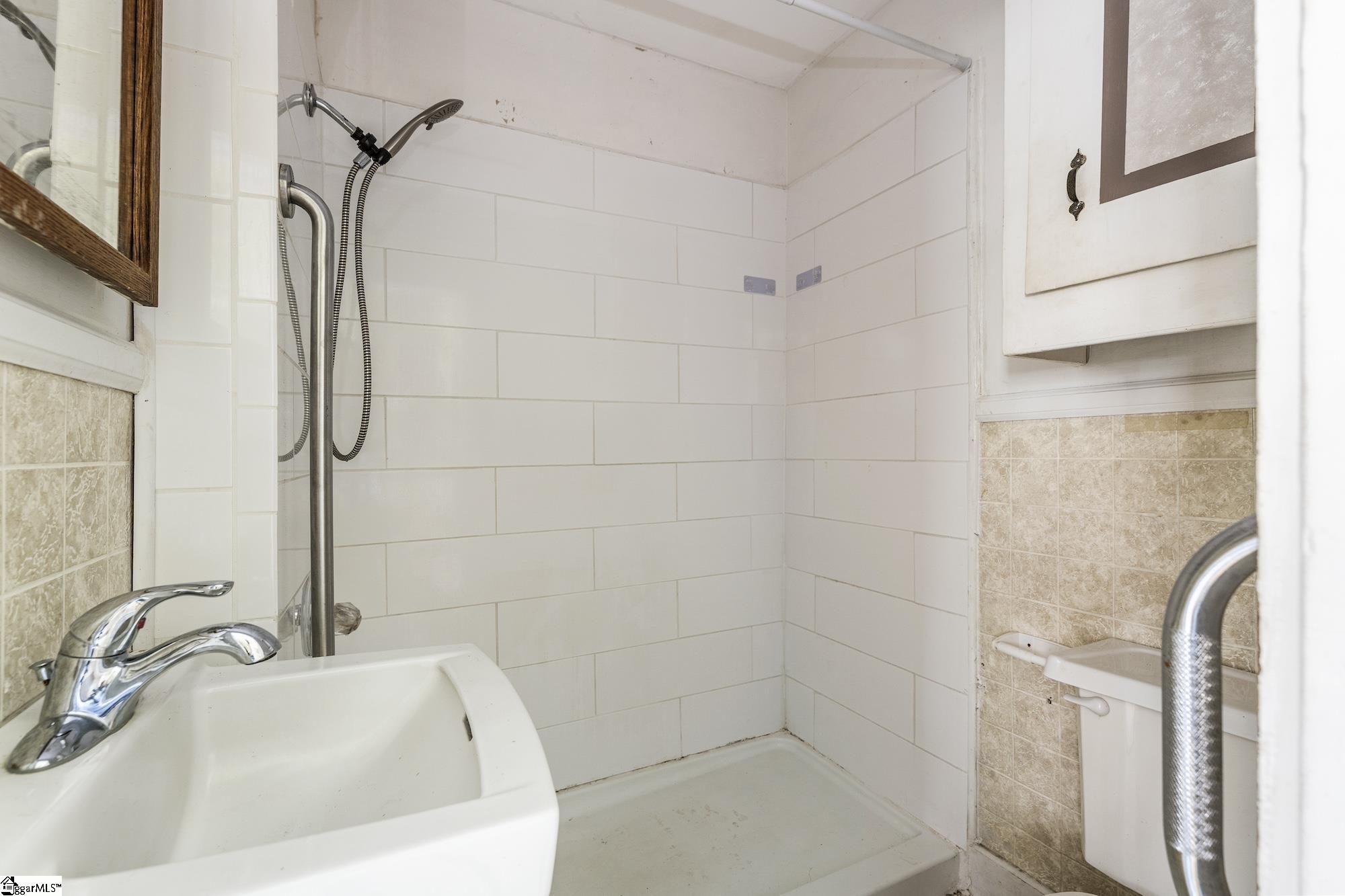 107 Cobb Street Easley, SC 29640