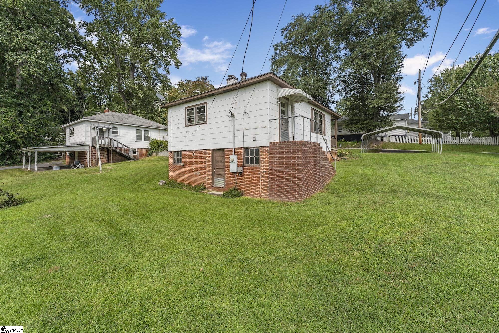 107 Cobb Street Easley, SC 29640