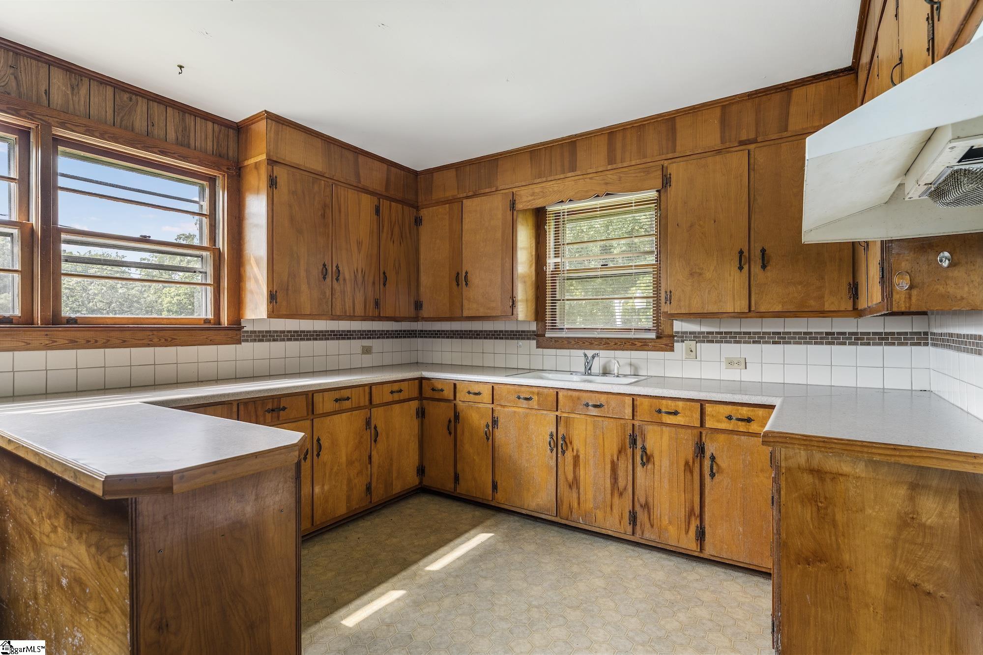 107 Cobb Street Easley, SC 29640