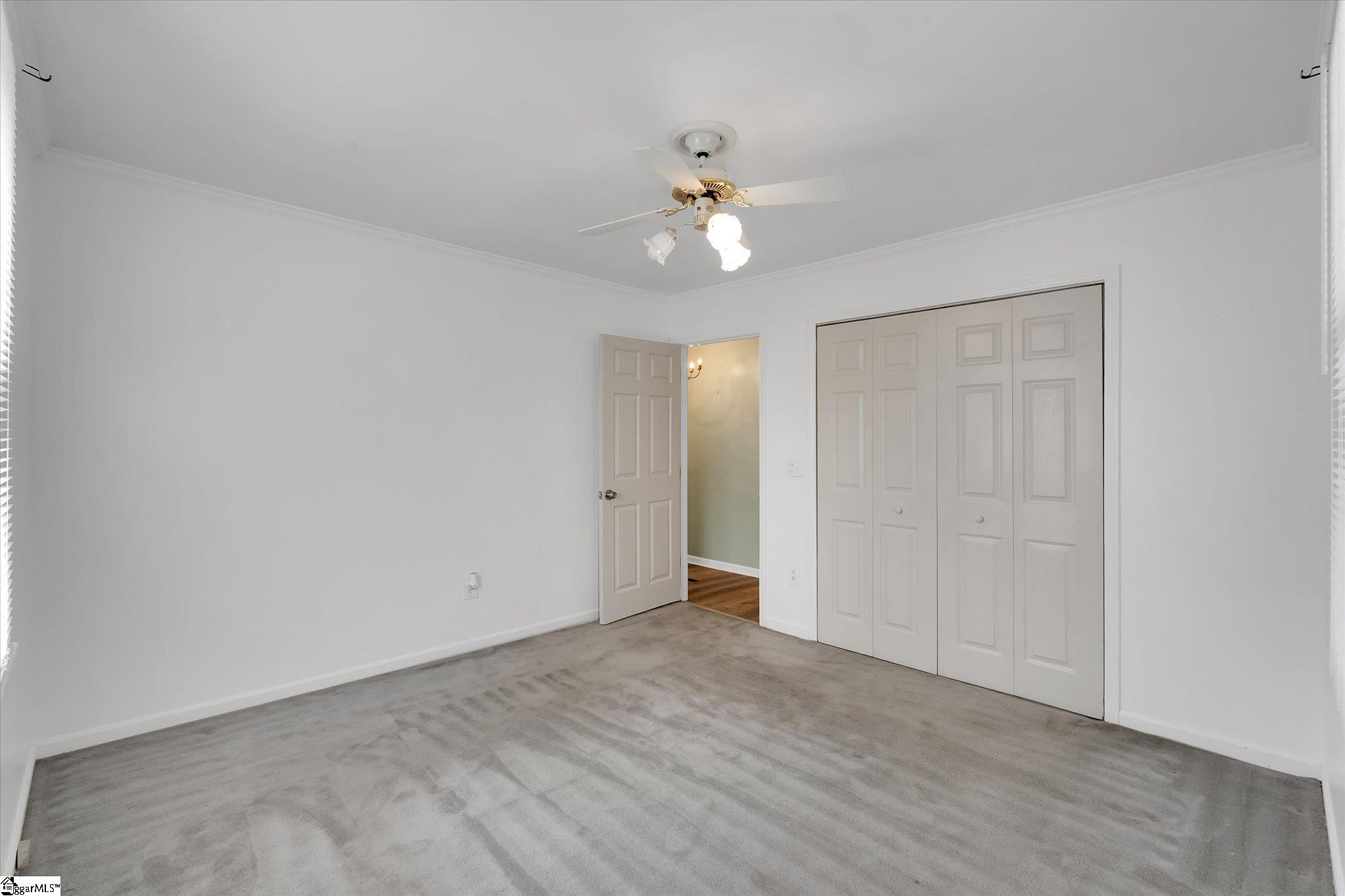8 Glen Haven Court Greenville, SC 29611