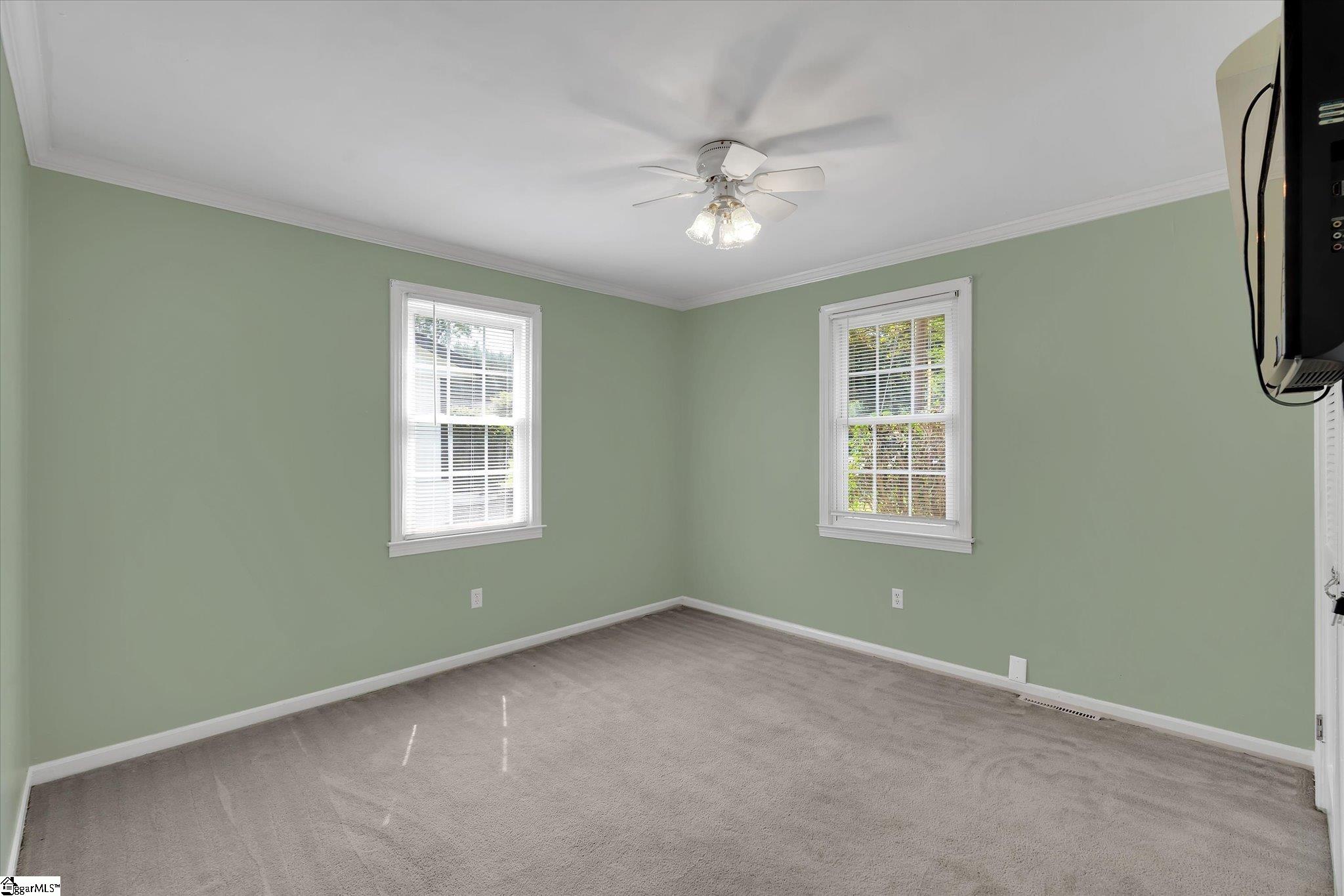 8 Glen Haven Court Greenville, SC 29611
