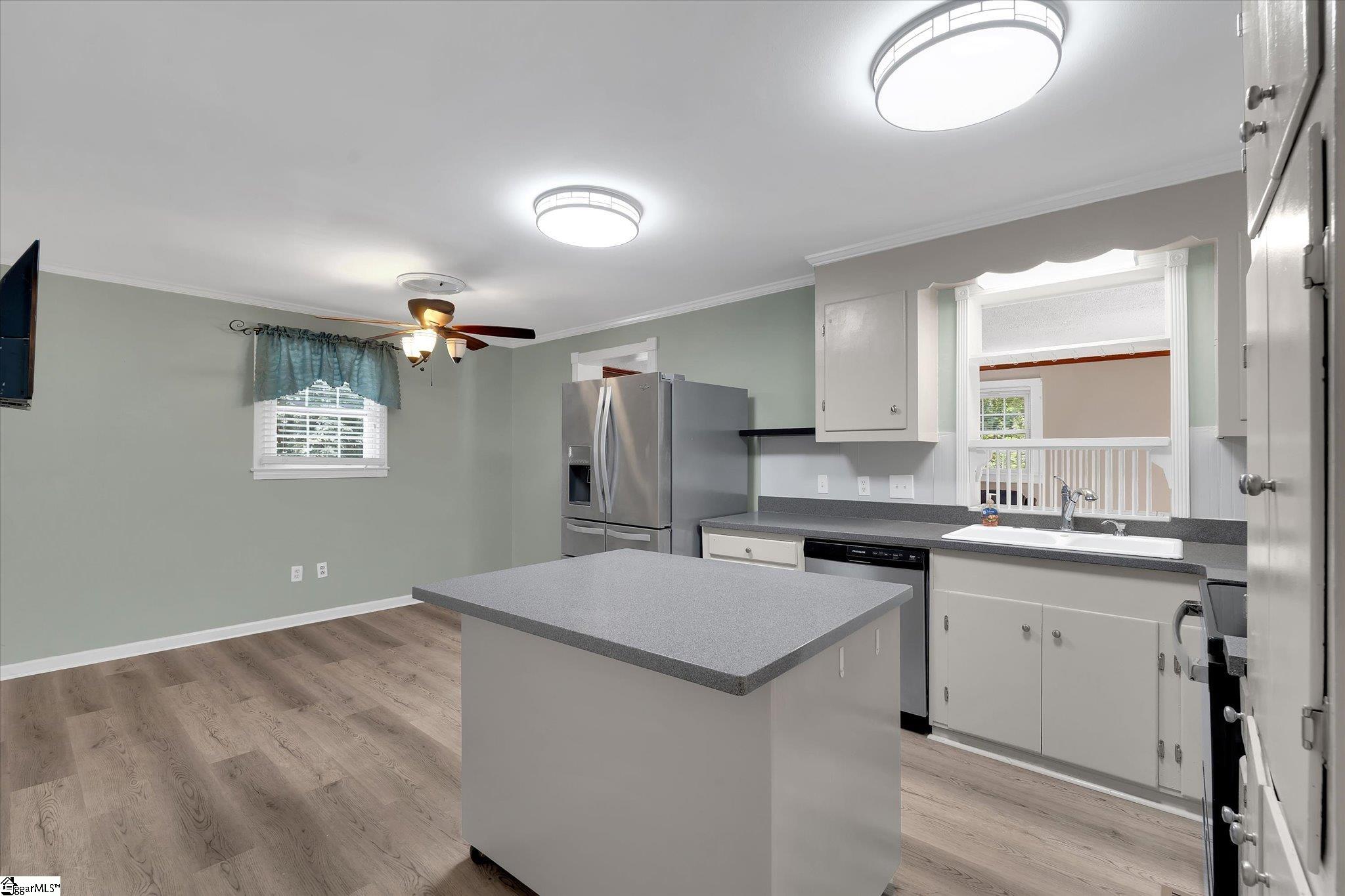 8 Glen Haven Court Greenville, SC 29611