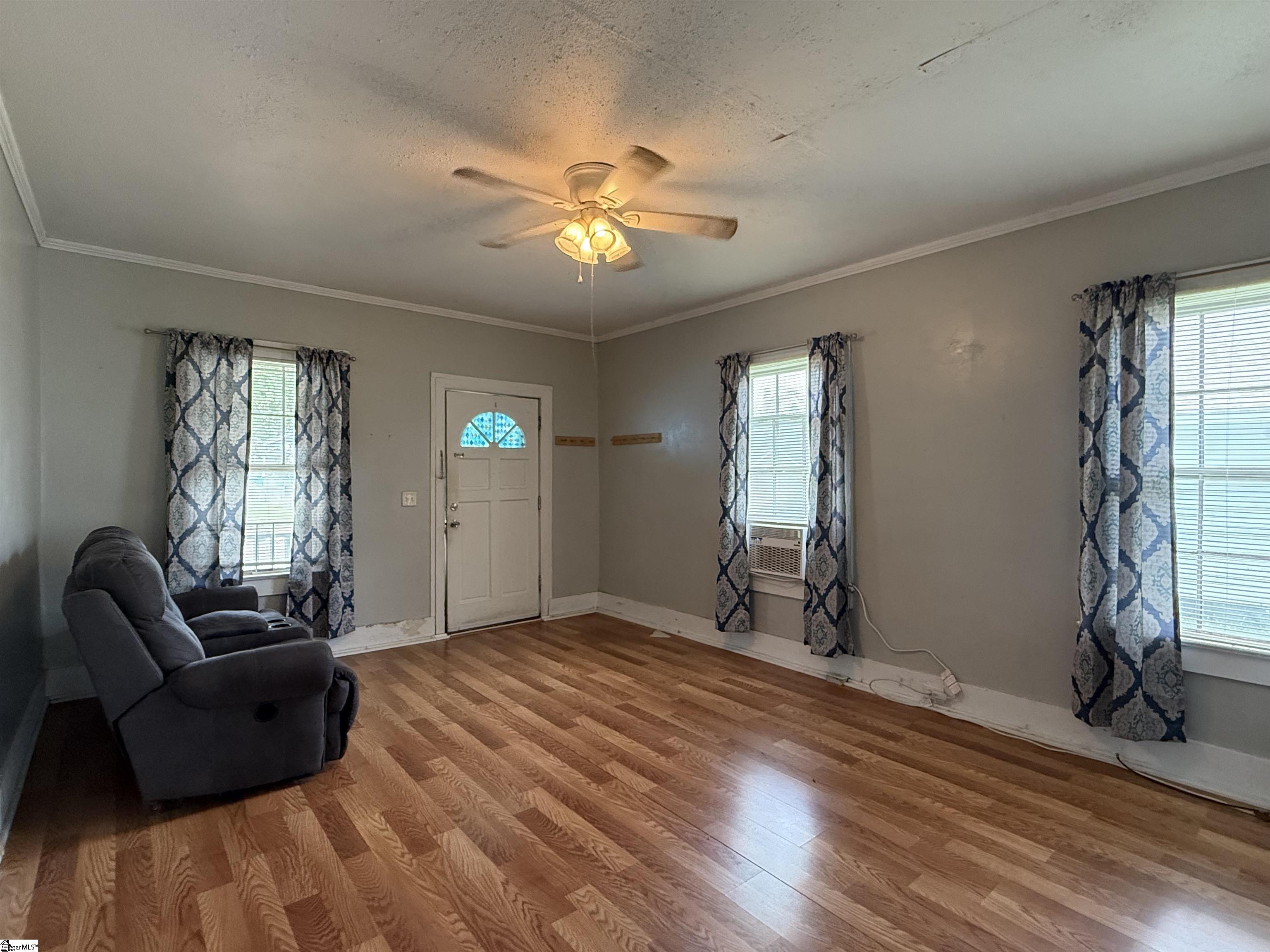 184 Cypress Street Clinton, SC 29325