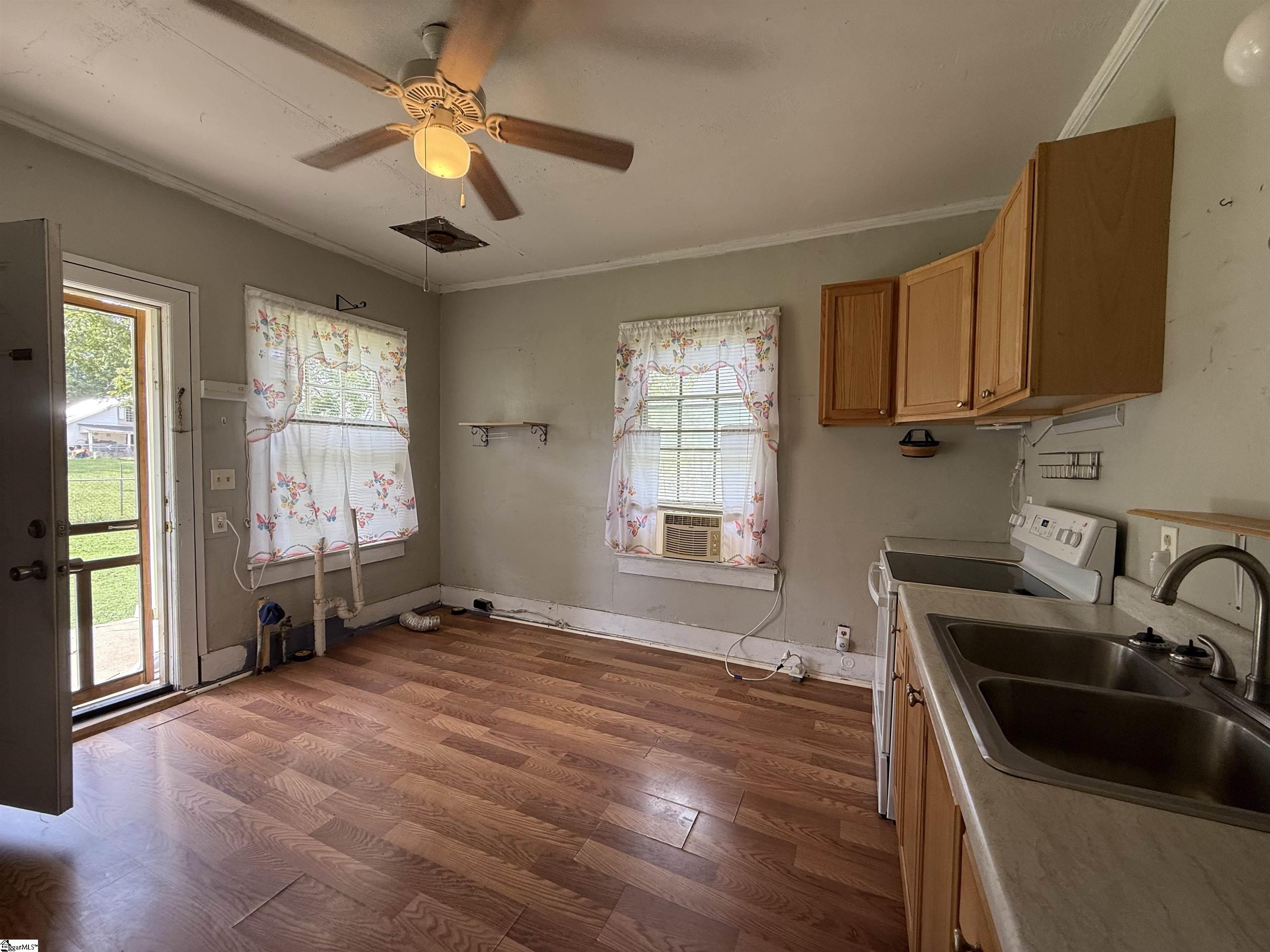 184 Cypress Street Clinton, SC 29325