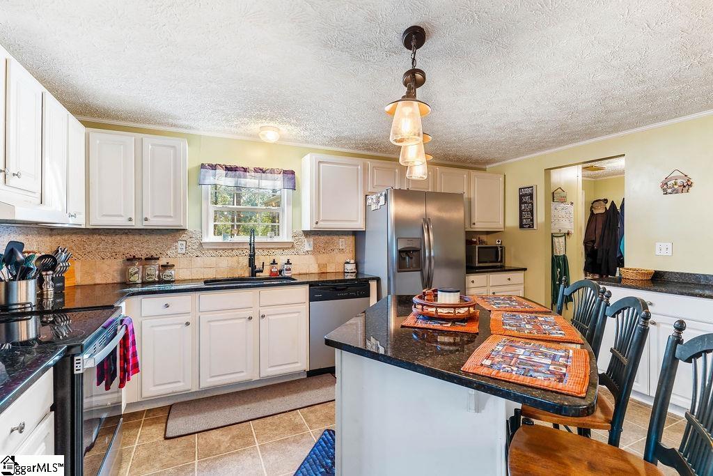 924 Axmann Drive Anderson, SC 29625