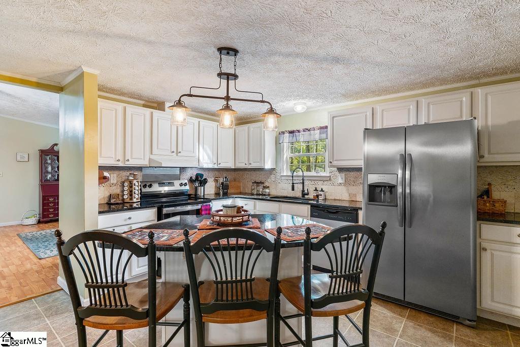 924 Axmann Drive Anderson, SC 29625