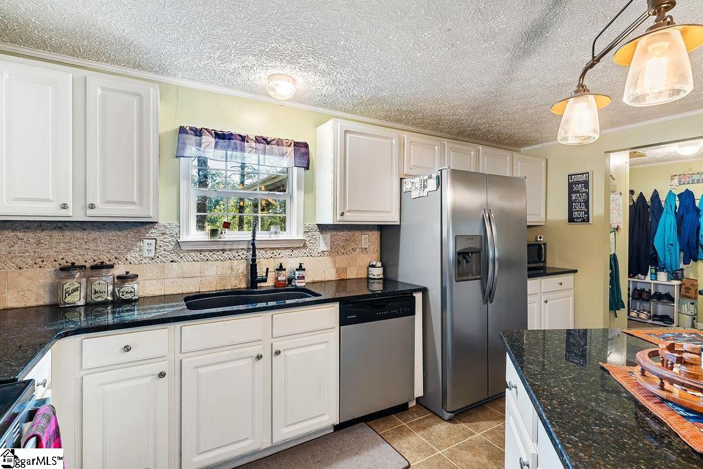 924 Axmann Drive Anderson, SC 29625