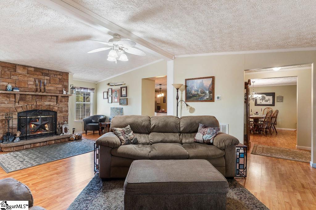 924 Axmann Drive Anderson, SC 29625