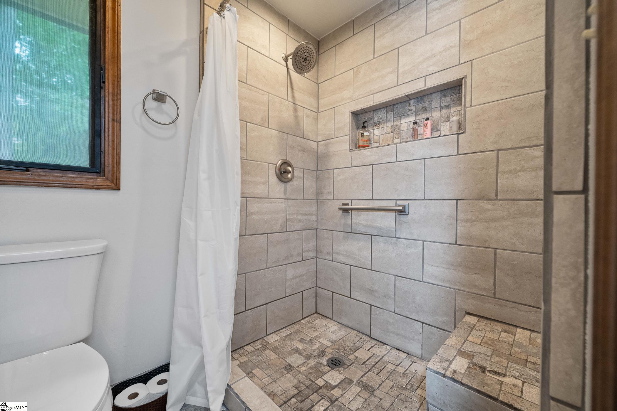 328 Eastcliffe Way Greenville, SC 29611