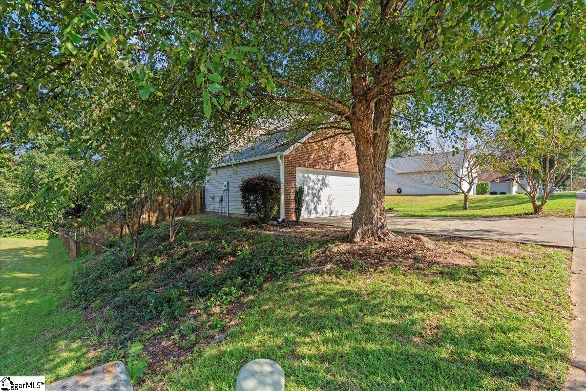 410 Revis Creek Court Simpsonville, SC 29681