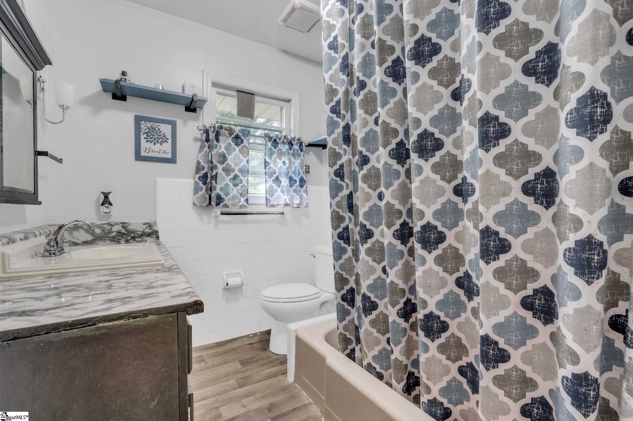 1113 S Hiwy 14 Greer, SC 29650