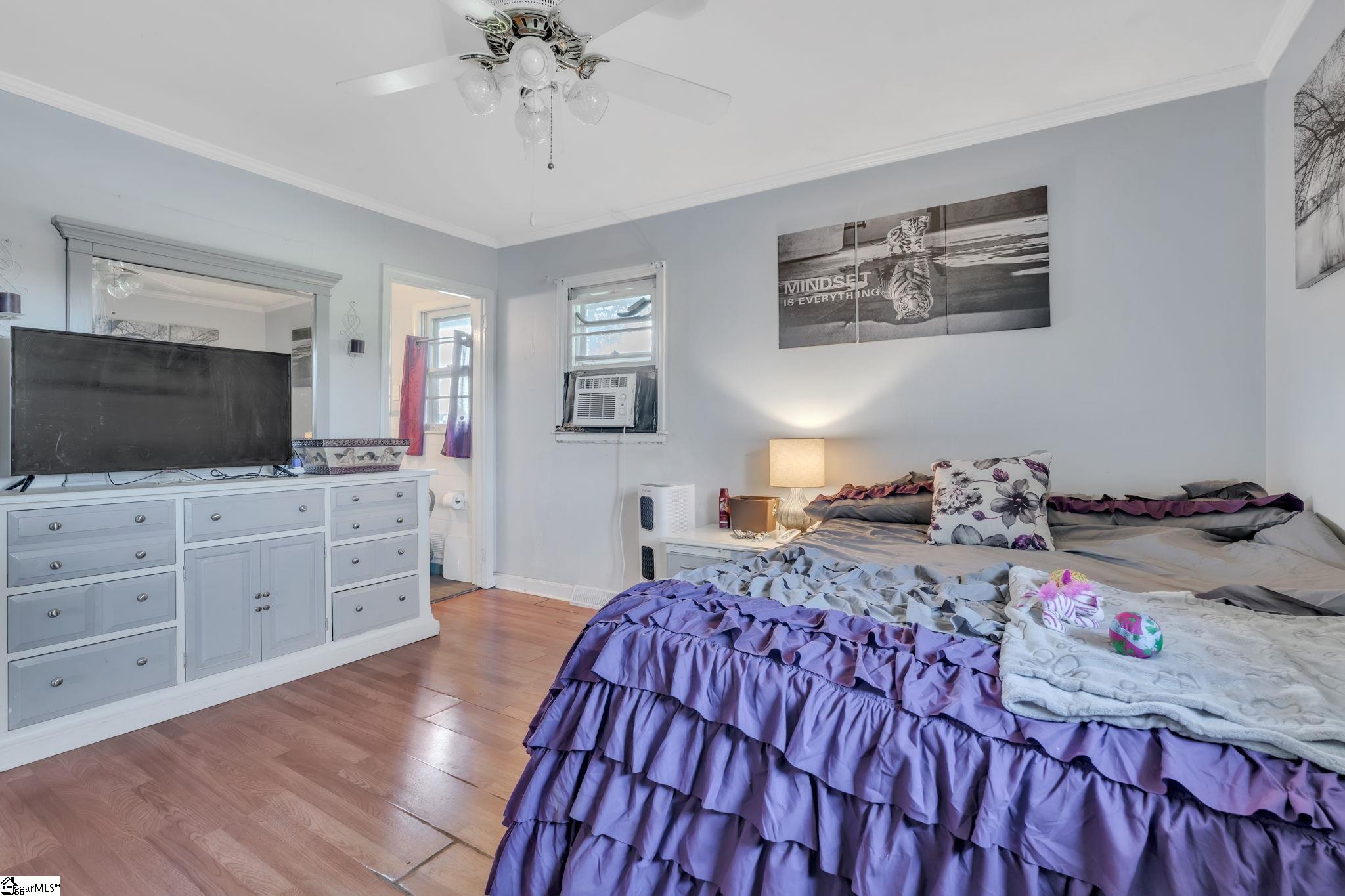 1113 S Hiwy 14 Greer, SC 29650
