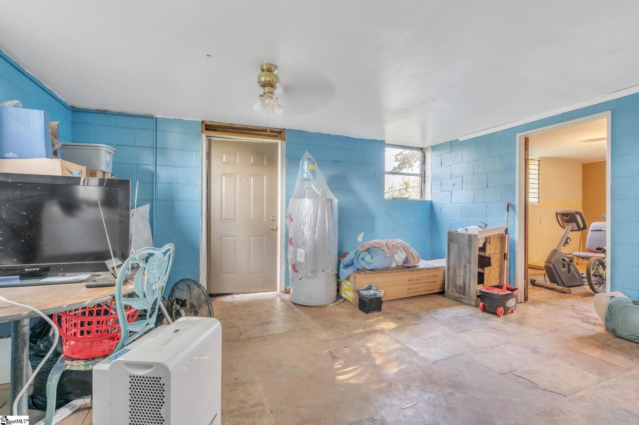 1113 S Hiwy 14 Greer, SC 29650
