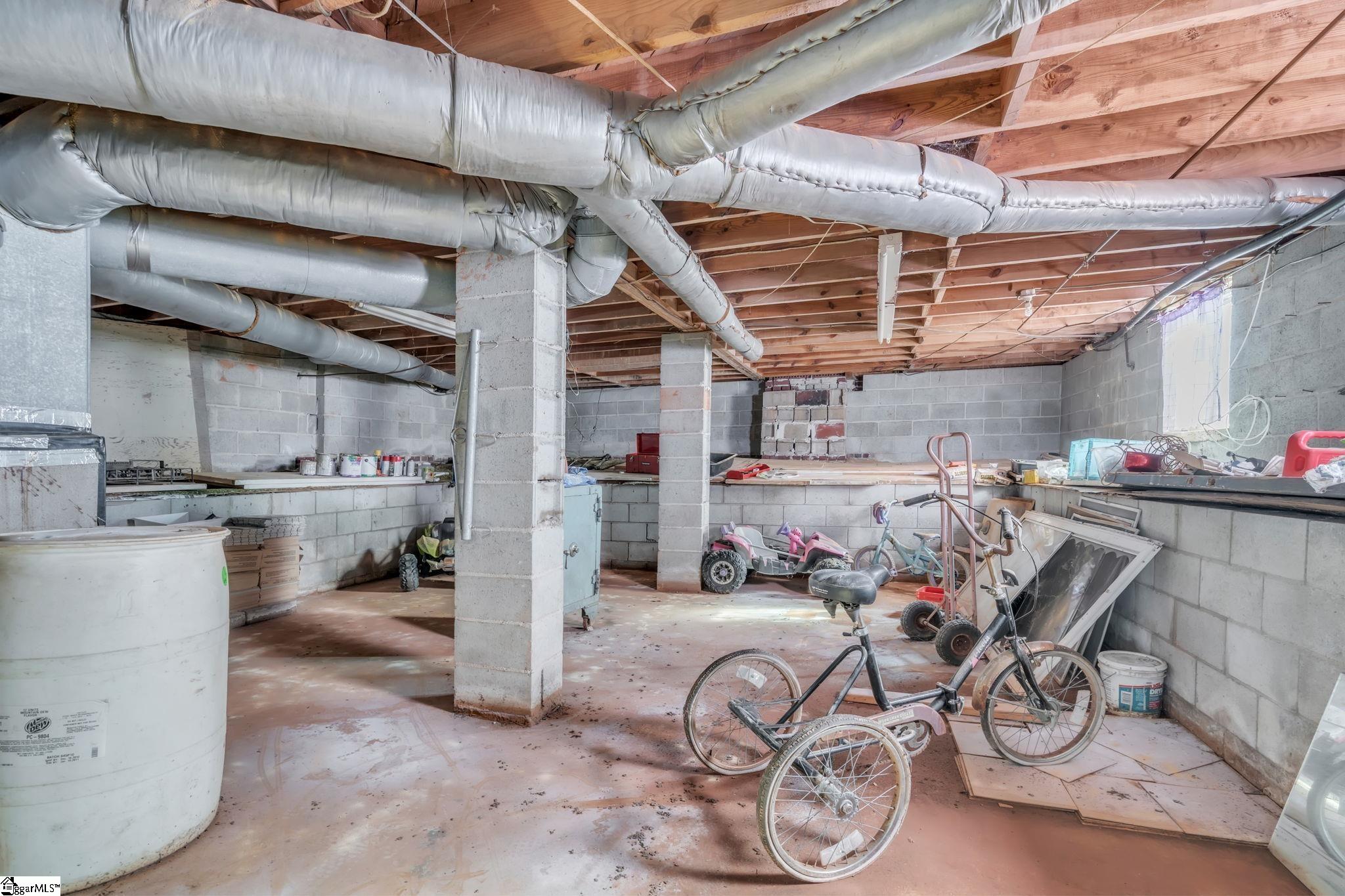 1113 S Hiwy 14 Greer, SC 29650