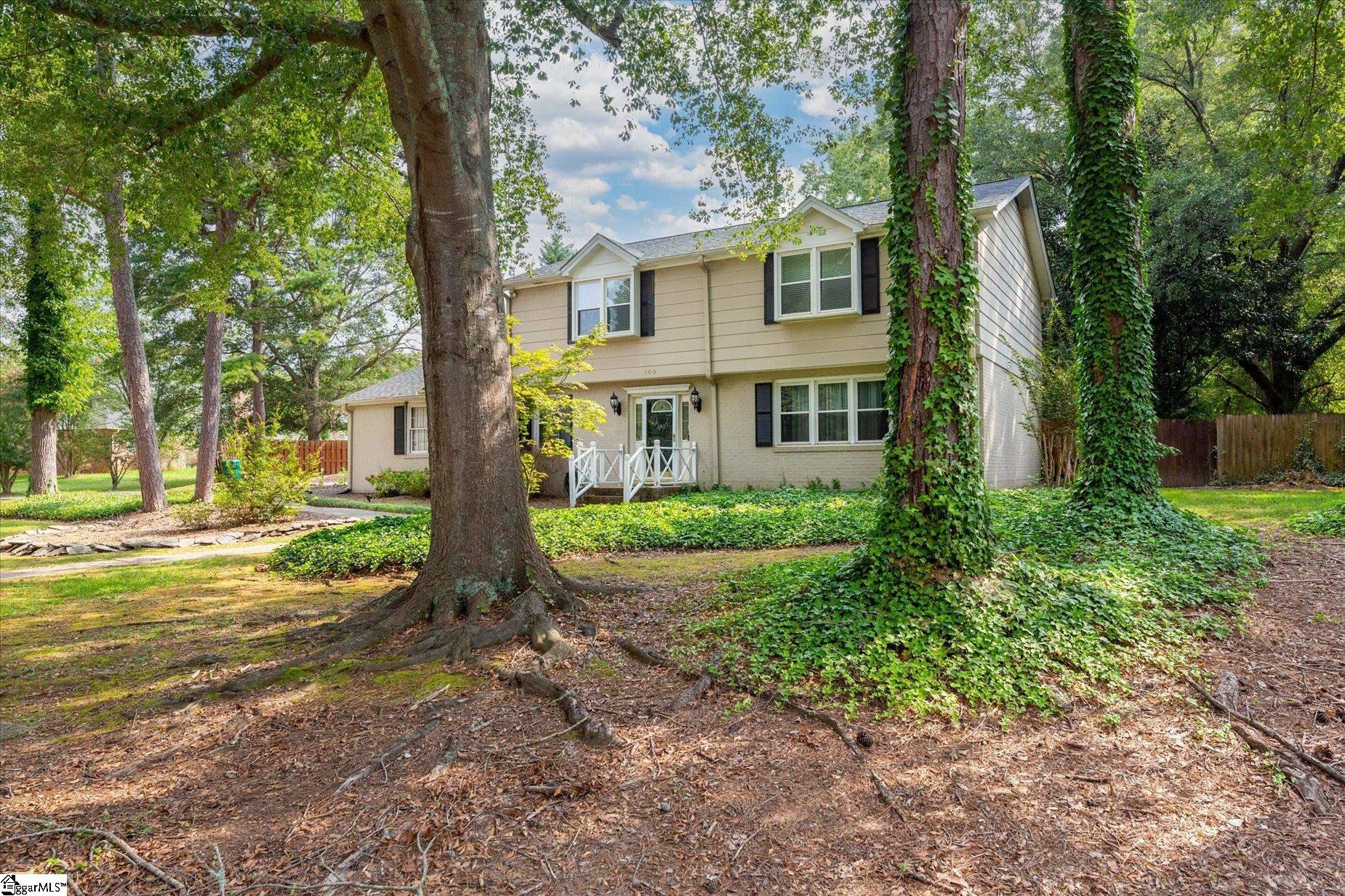 109 Meadowbrook Drive Mauldin, SC 29662