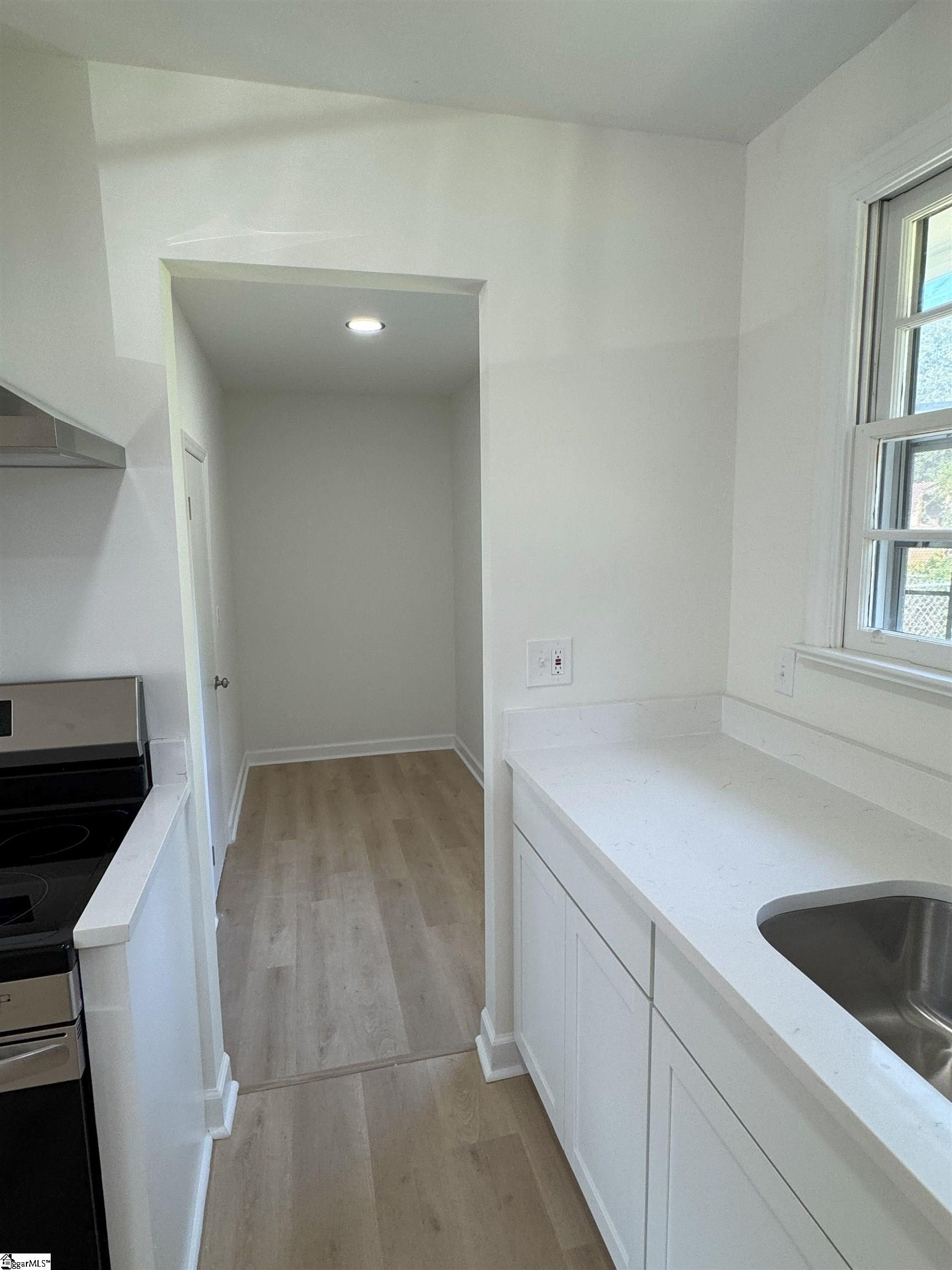 9 Plainfield Circle Greenville, SC 29605