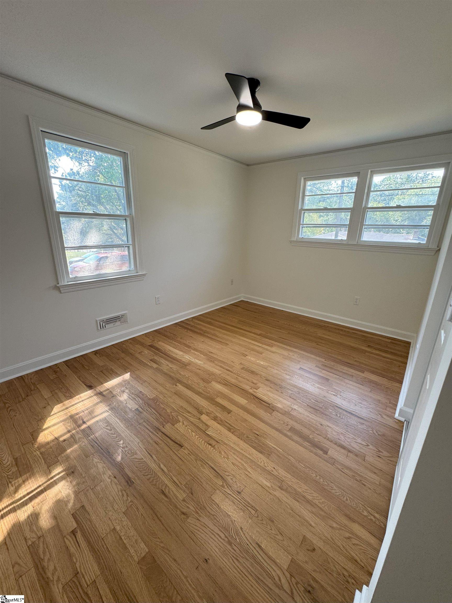 9 Plainfield Circle Greenville, SC 29605