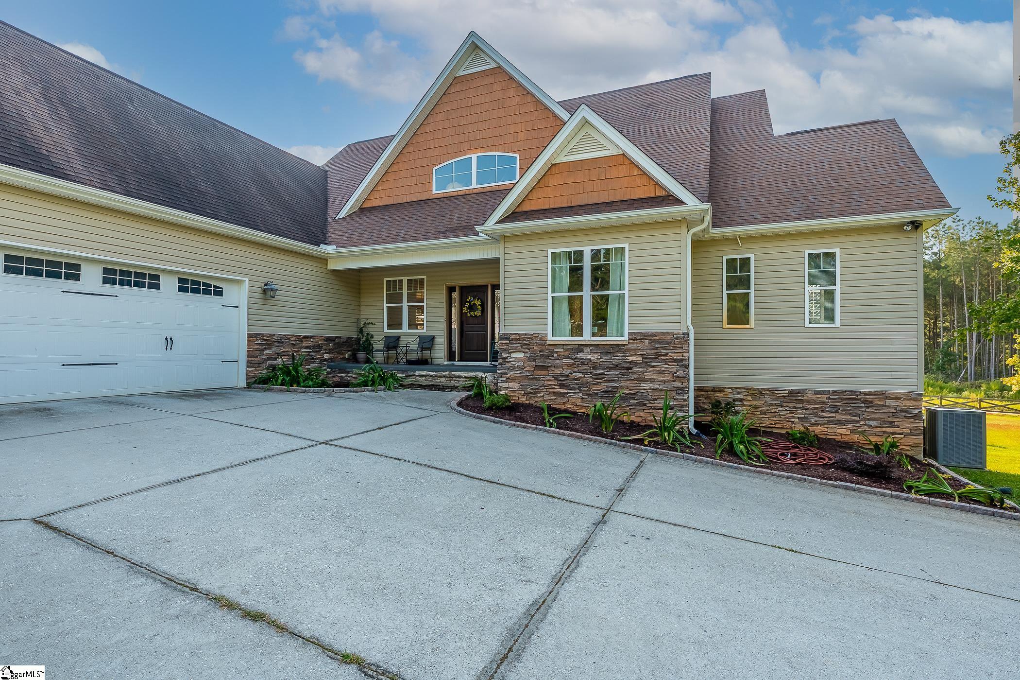 842 Dunklin Bridge Road Fountain Inn, SC 29644