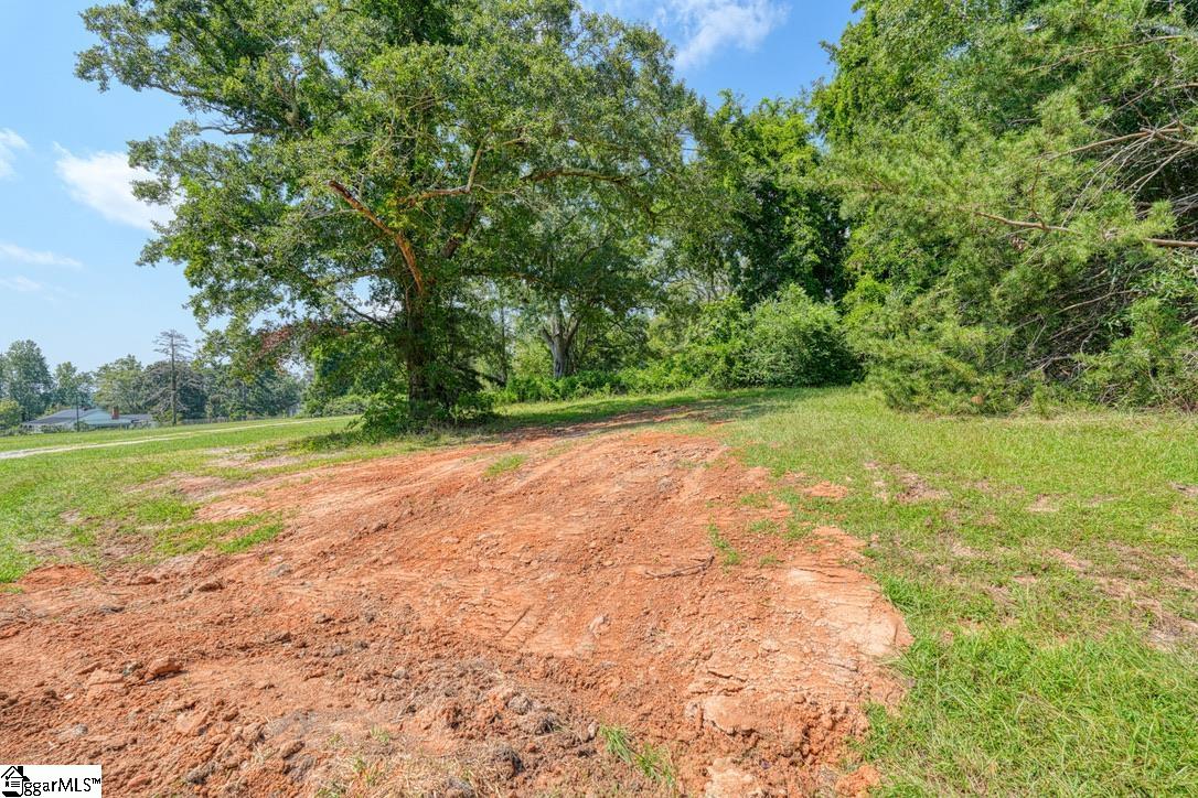 Glenn Springs Road Pauline, SC 29374