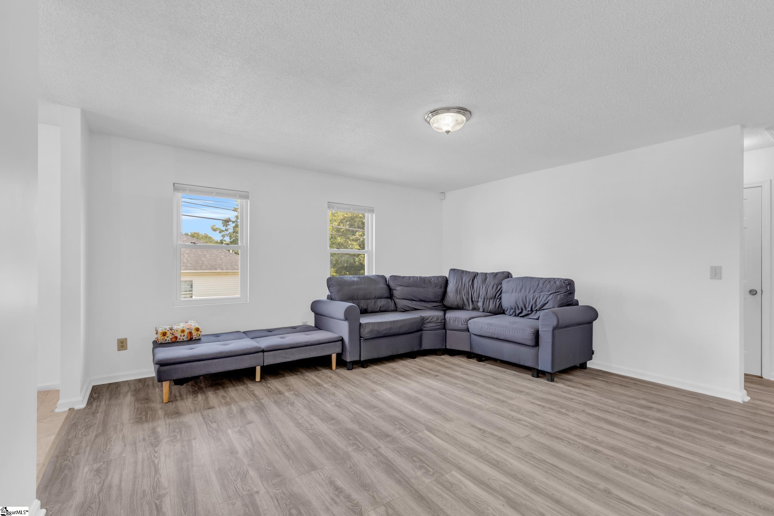 101 New Hope Street Greenville, SC 29611
