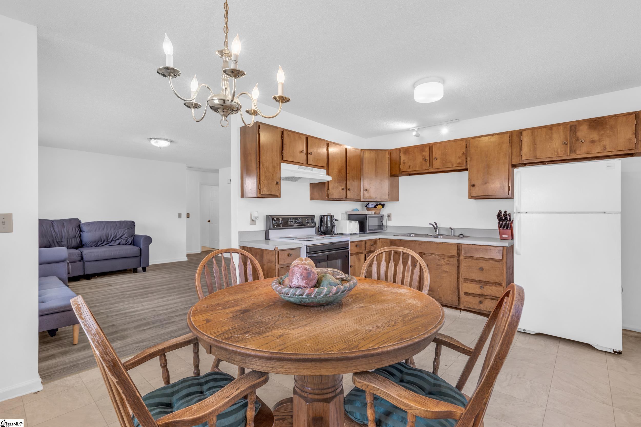101 New Hope Street Greenville, SC 29611