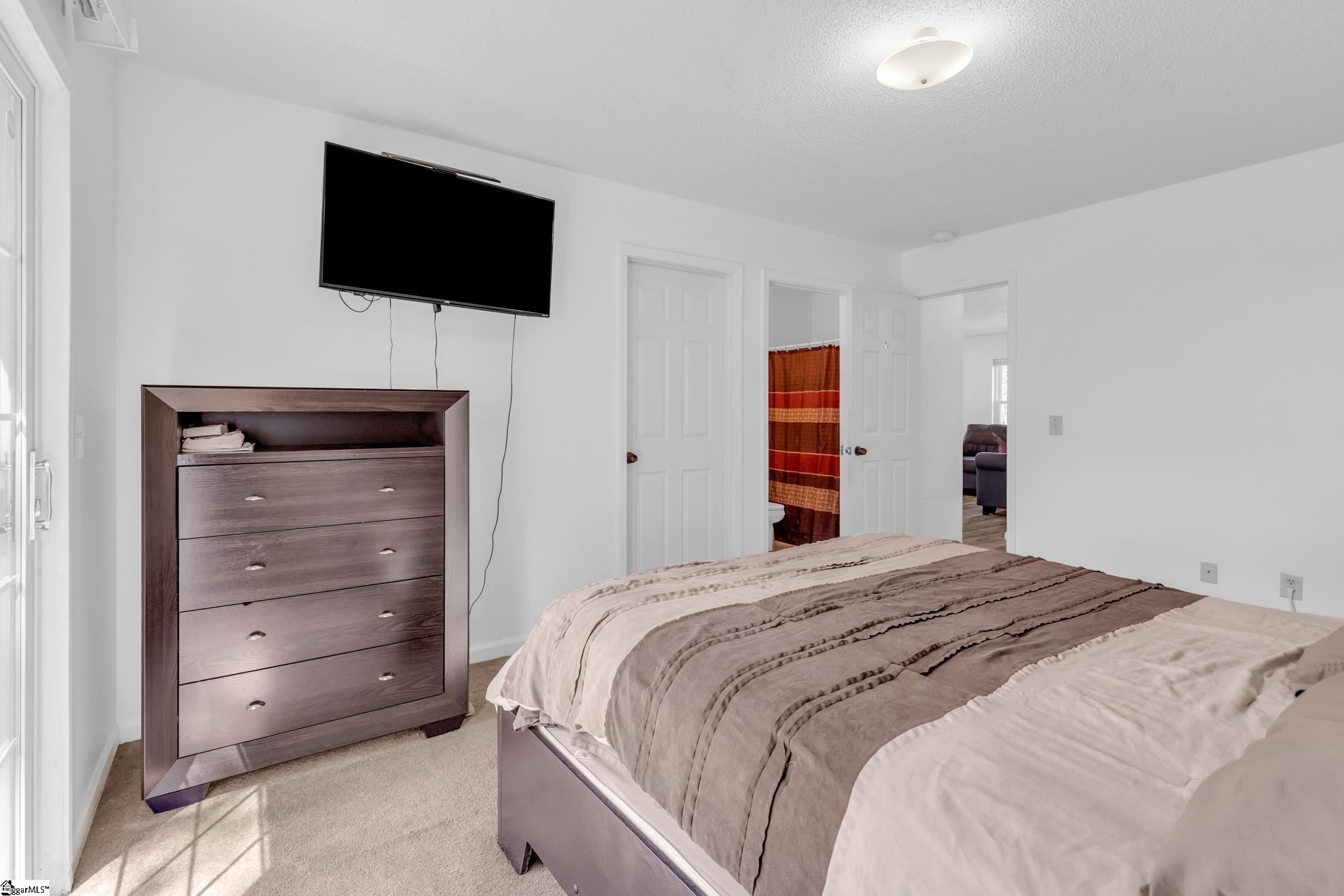 101 New Hope Street Greenville, SC 29611
