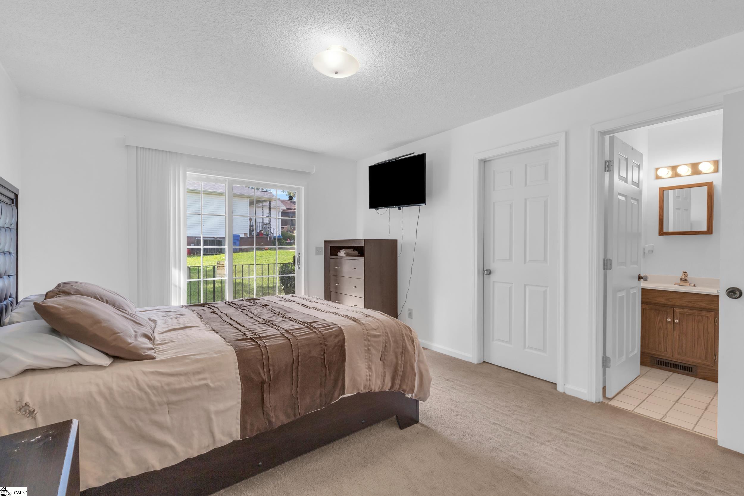 101 New Hope Street Greenville, SC 29611