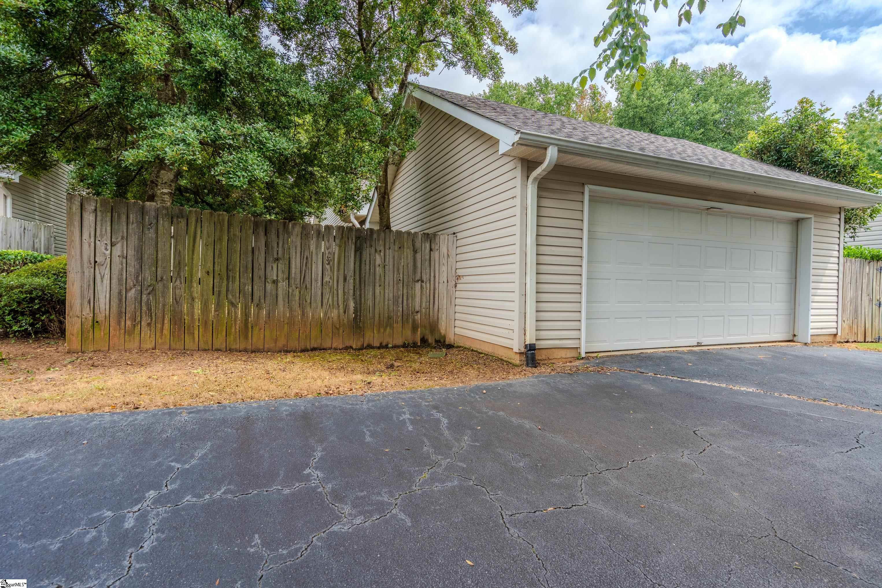 22 Enoree View Drive Greer, SC 29650