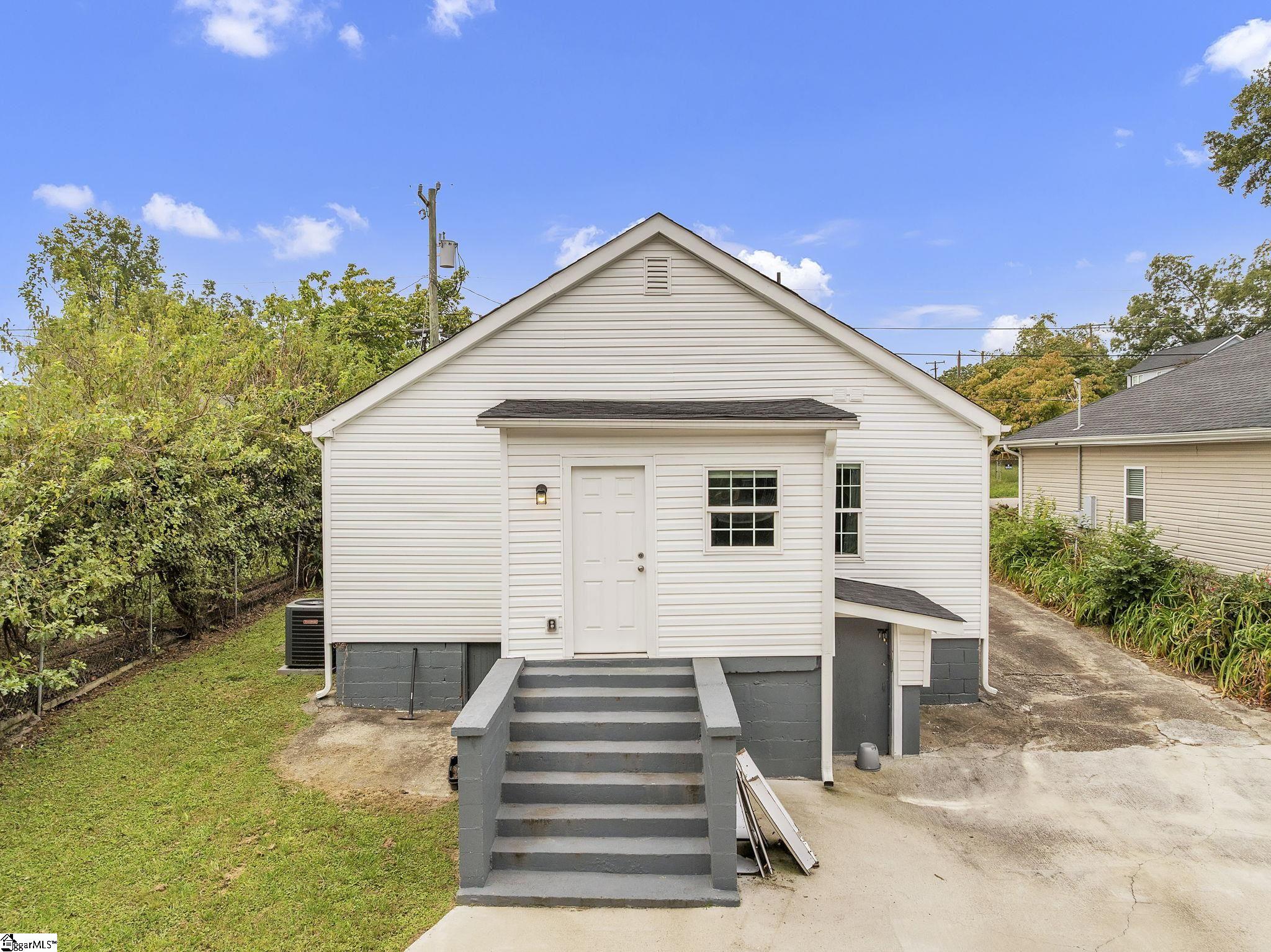 34 Jamison Street Greenville, SC 29611