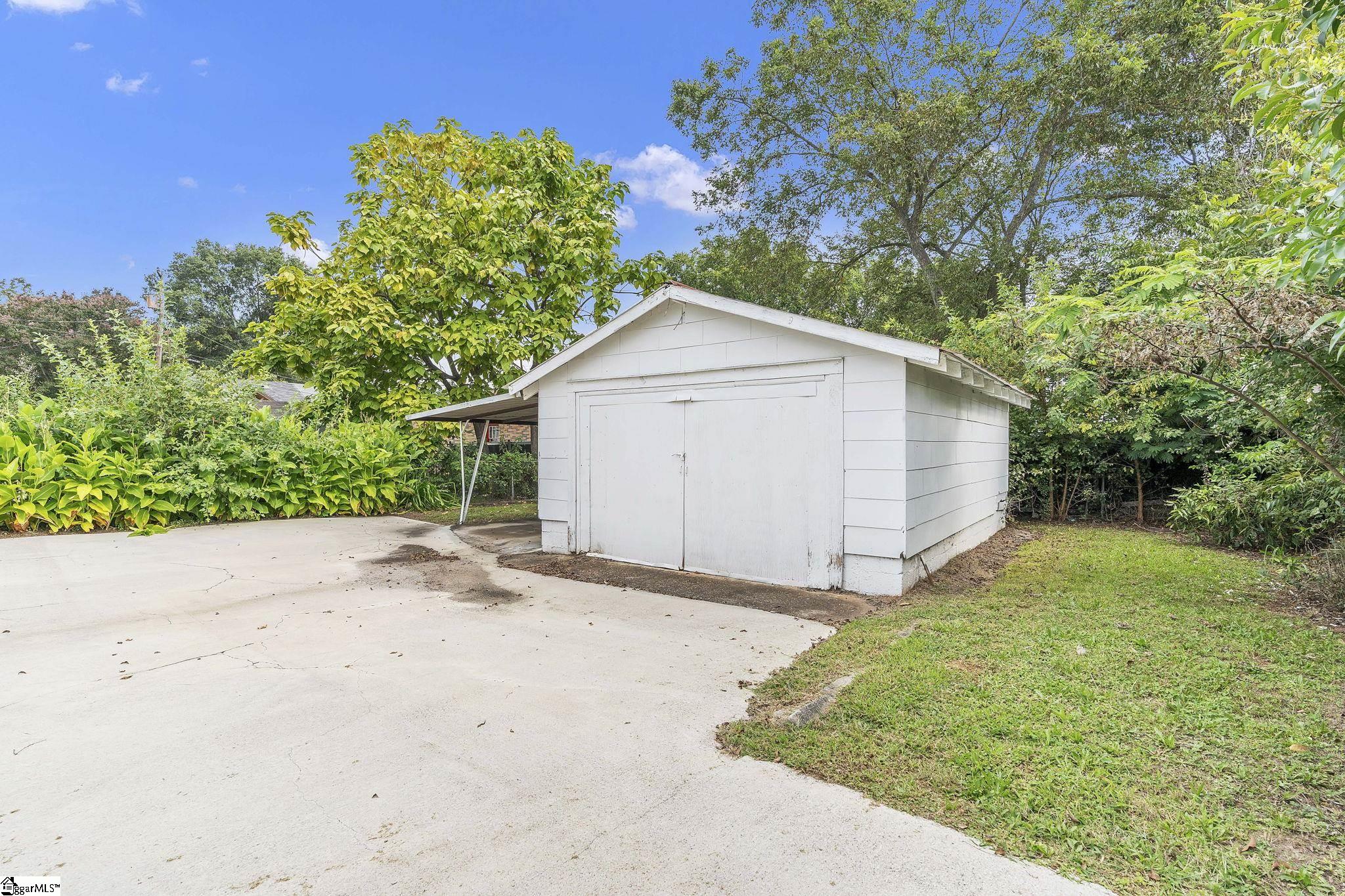 34 Jamison Street Greenville, SC 29611