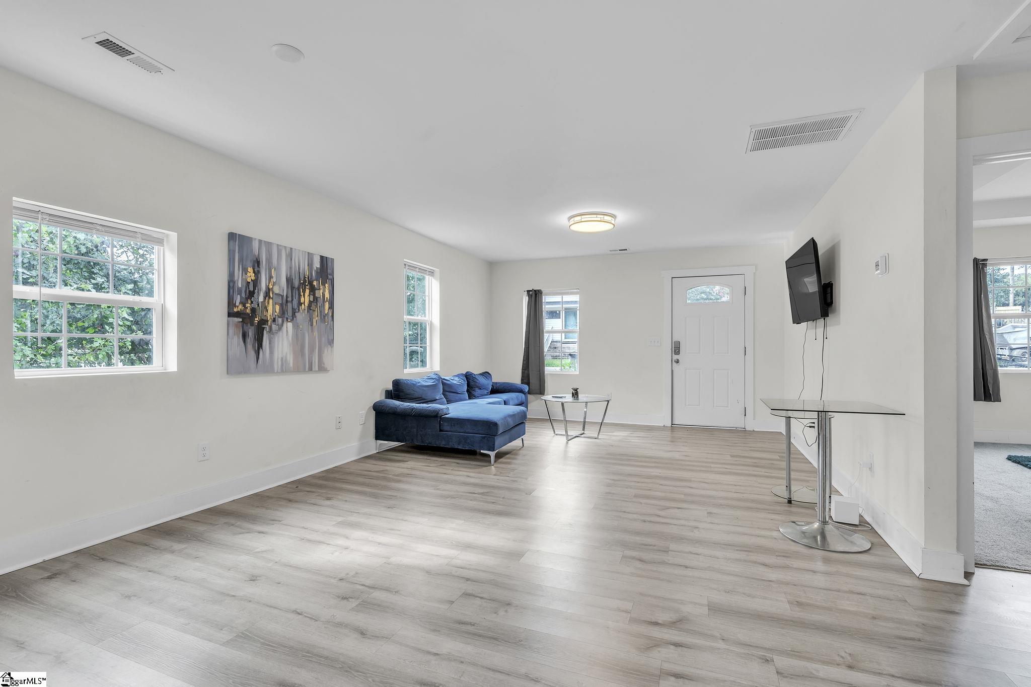 34 Jamison Street Greenville, SC 29611