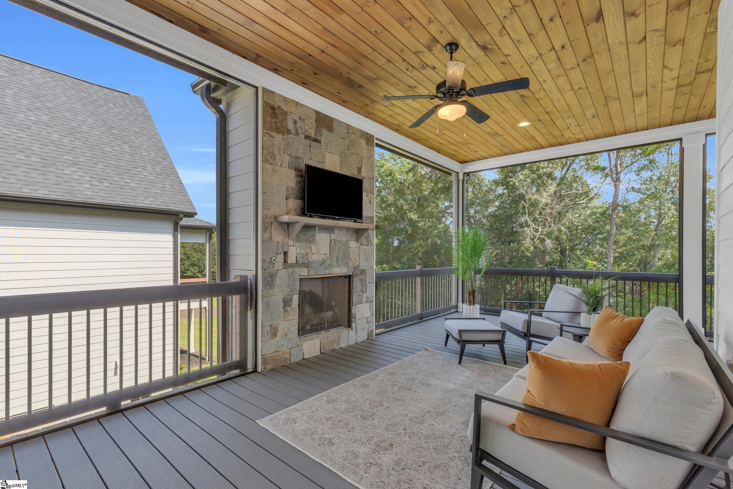 104 Winding Rock Road Simpsonville, SC 29680