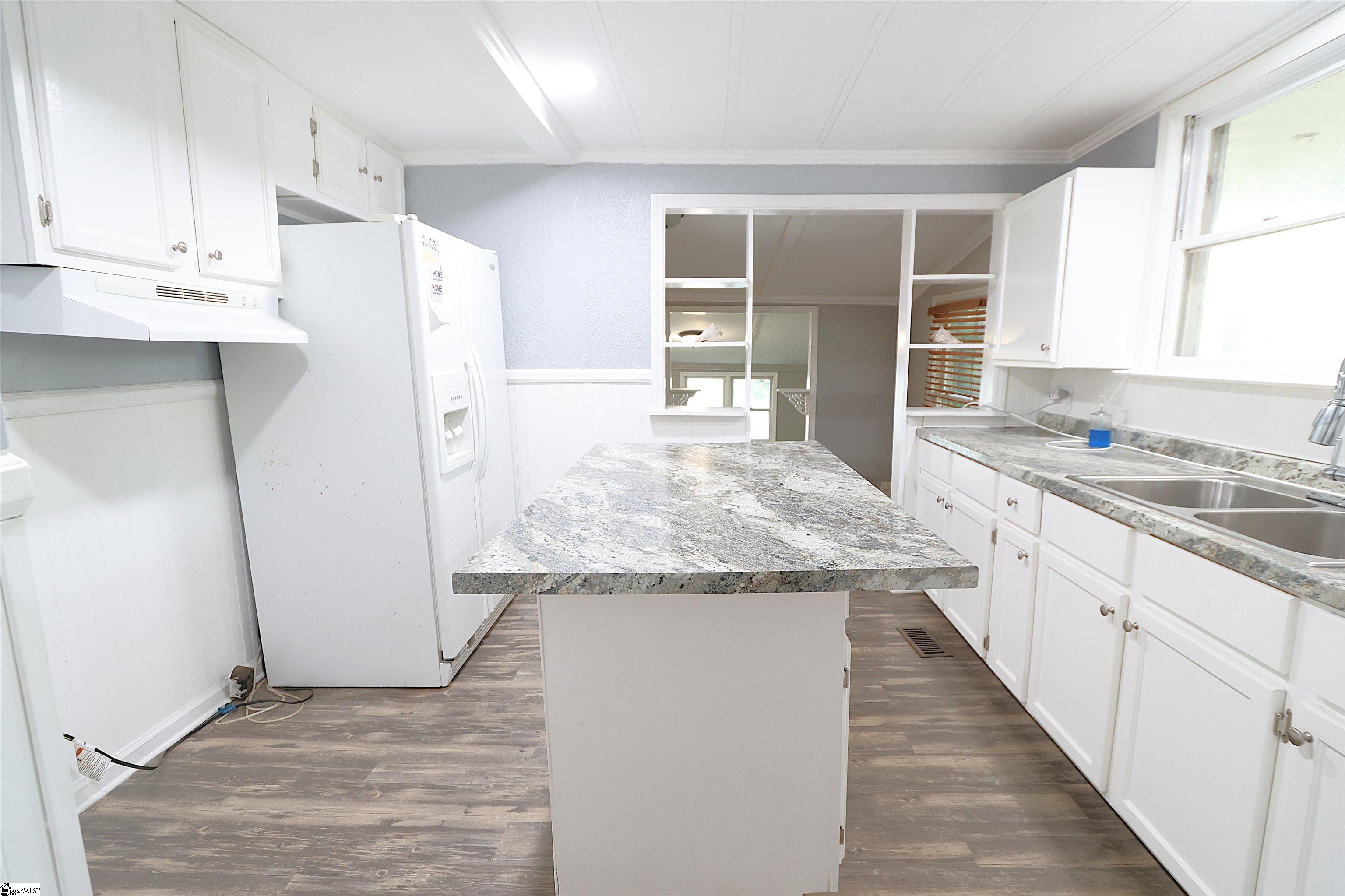1010 Flymm Smith Road Waterloo, SC 29384