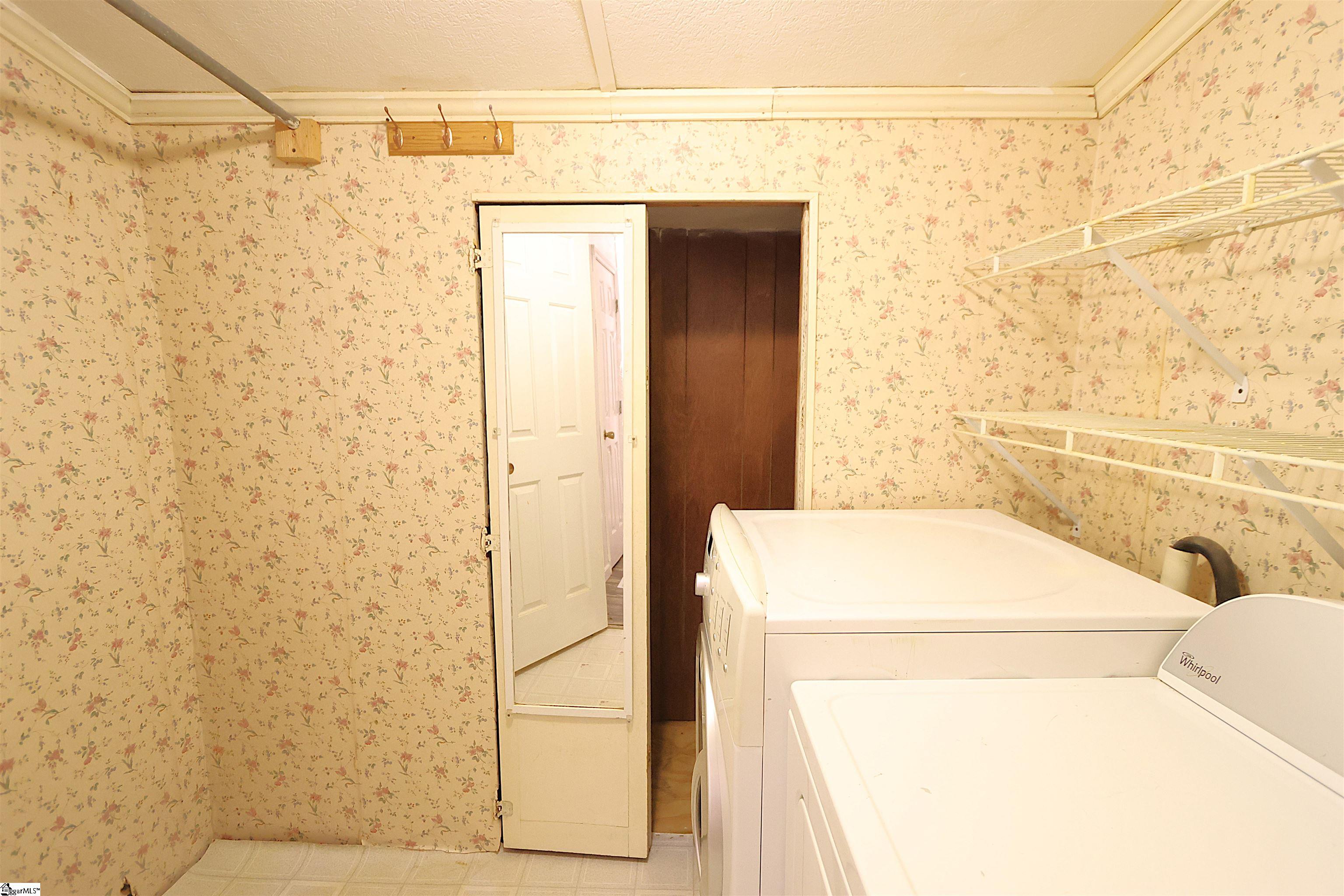 1010 Flymm Smith Road Waterloo, SC 29384